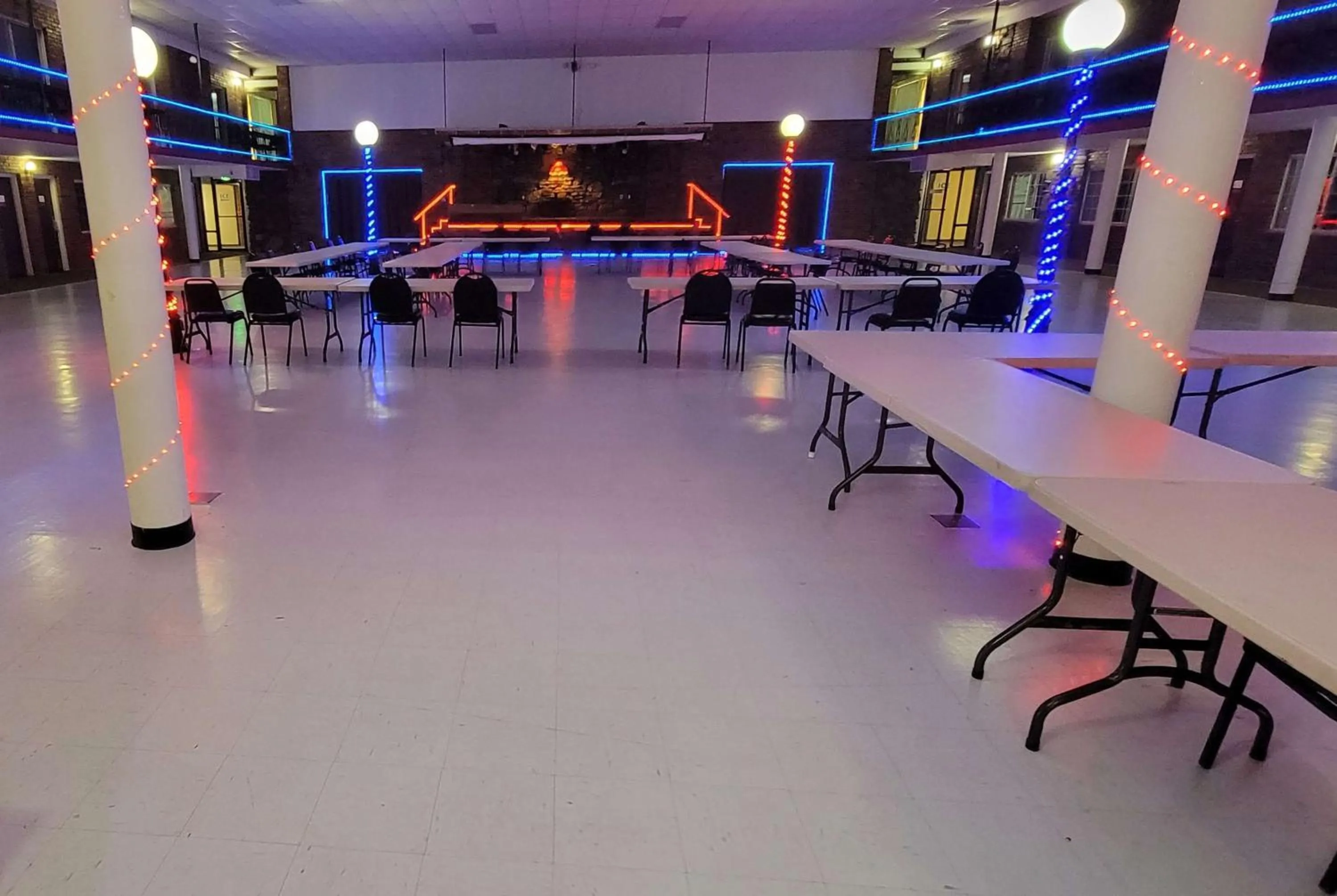 Meeting/conference room in Ramada by Wyndham Mountain Home