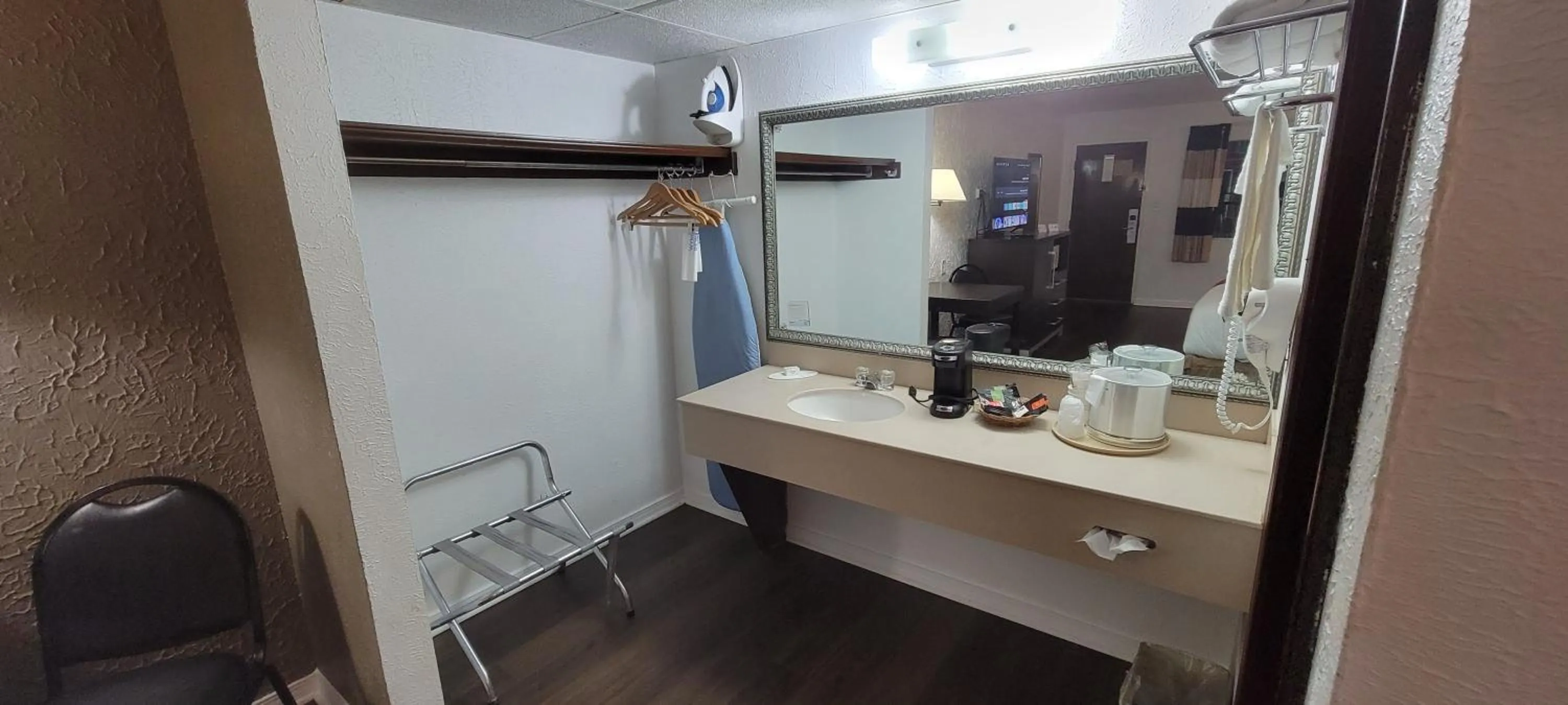 Ramada by Wyndham Mountain Home