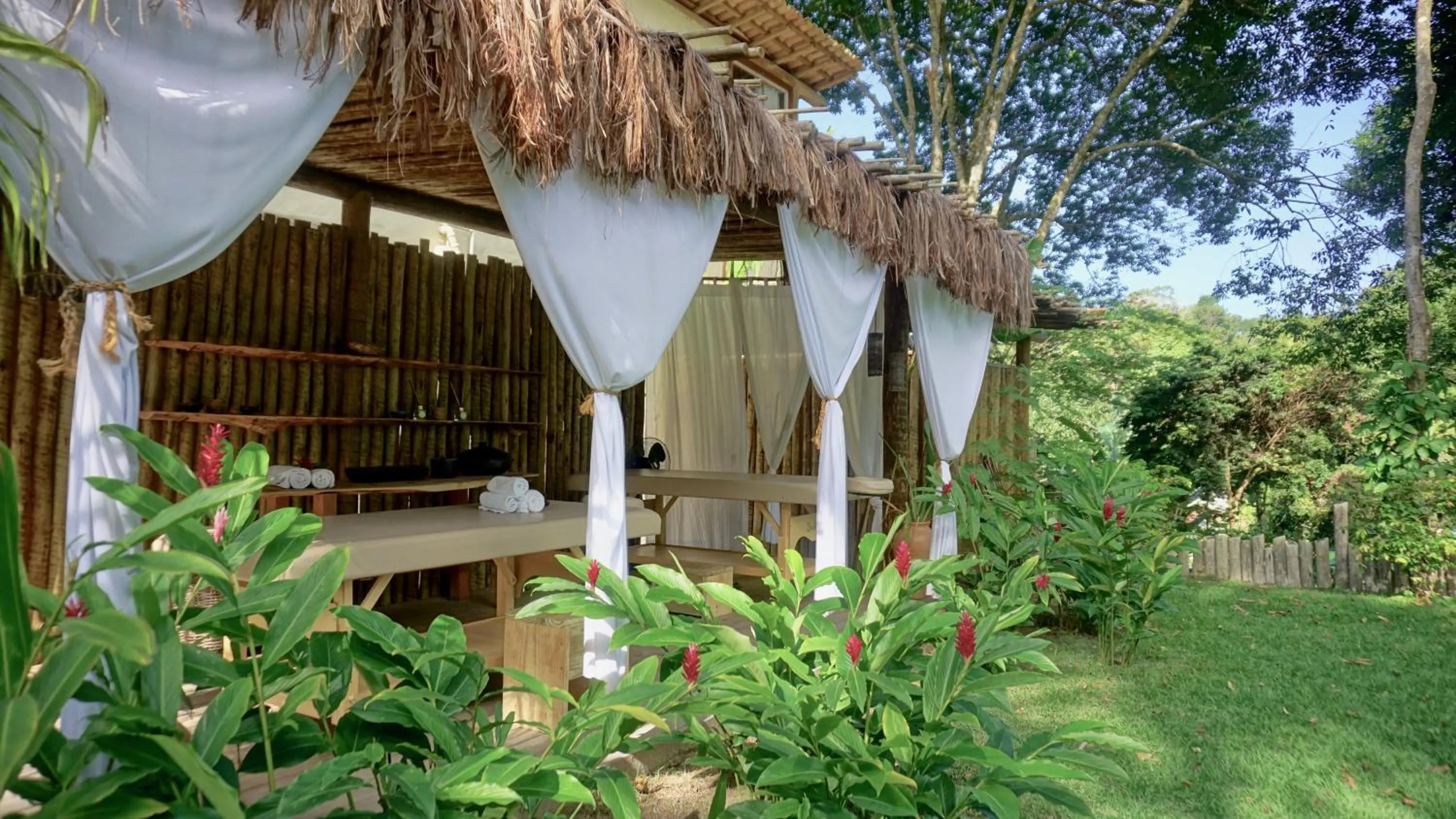 Garden in Soleluna Casa Pousada