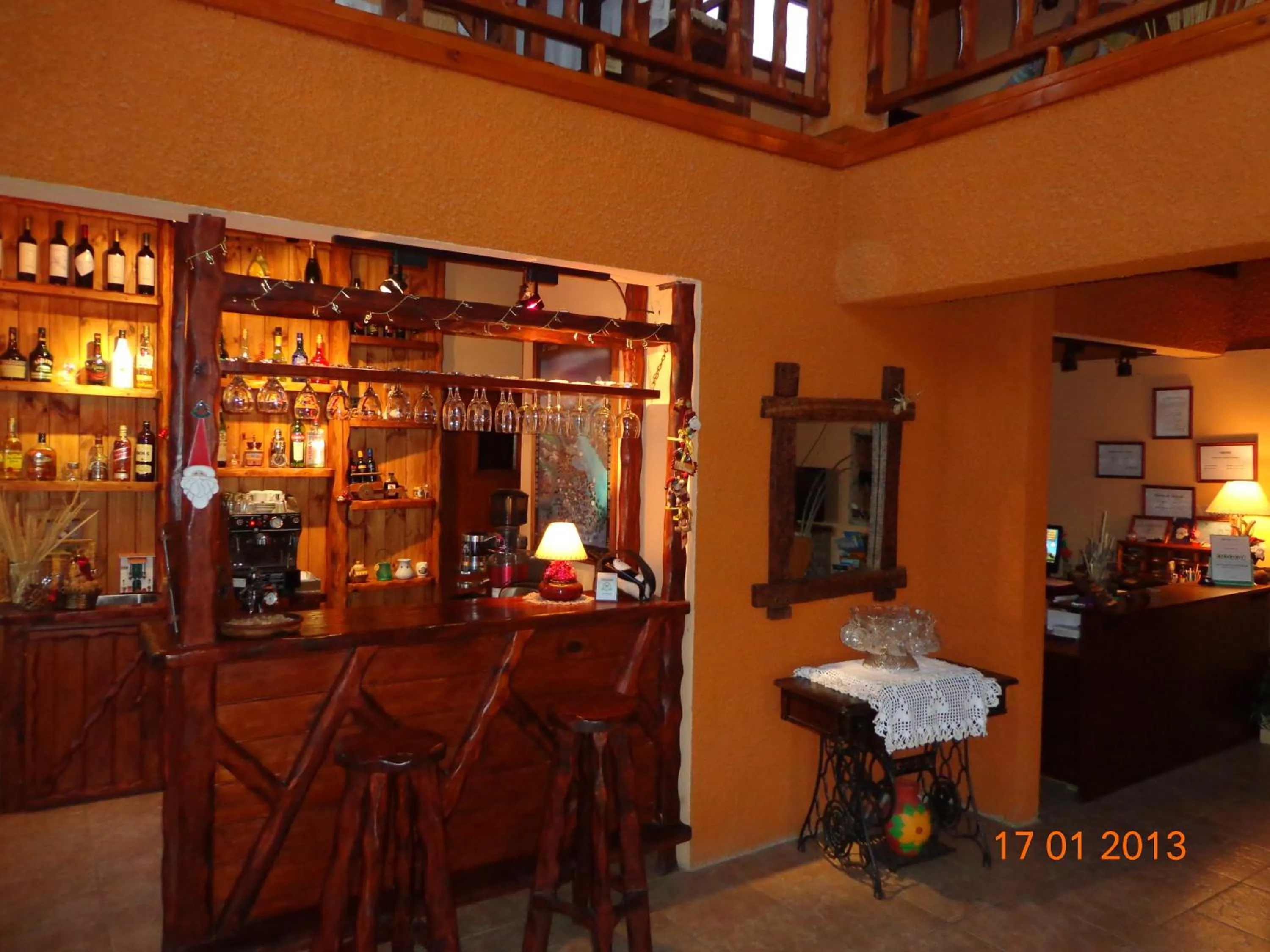 Lounge or bar in Hosteria Rukahué