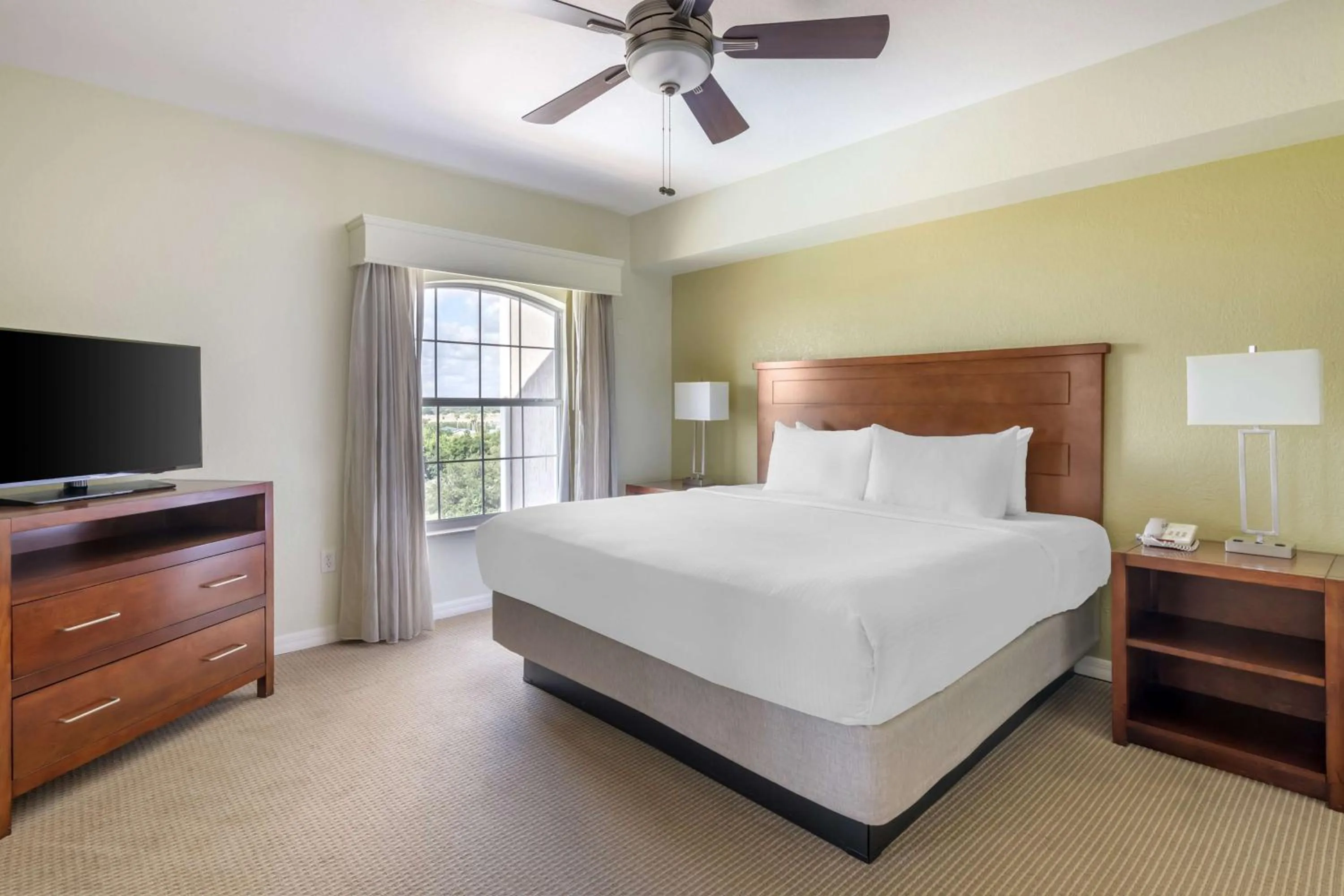 Bed in Hilton Vacation Club Mystic Dunes Orlando