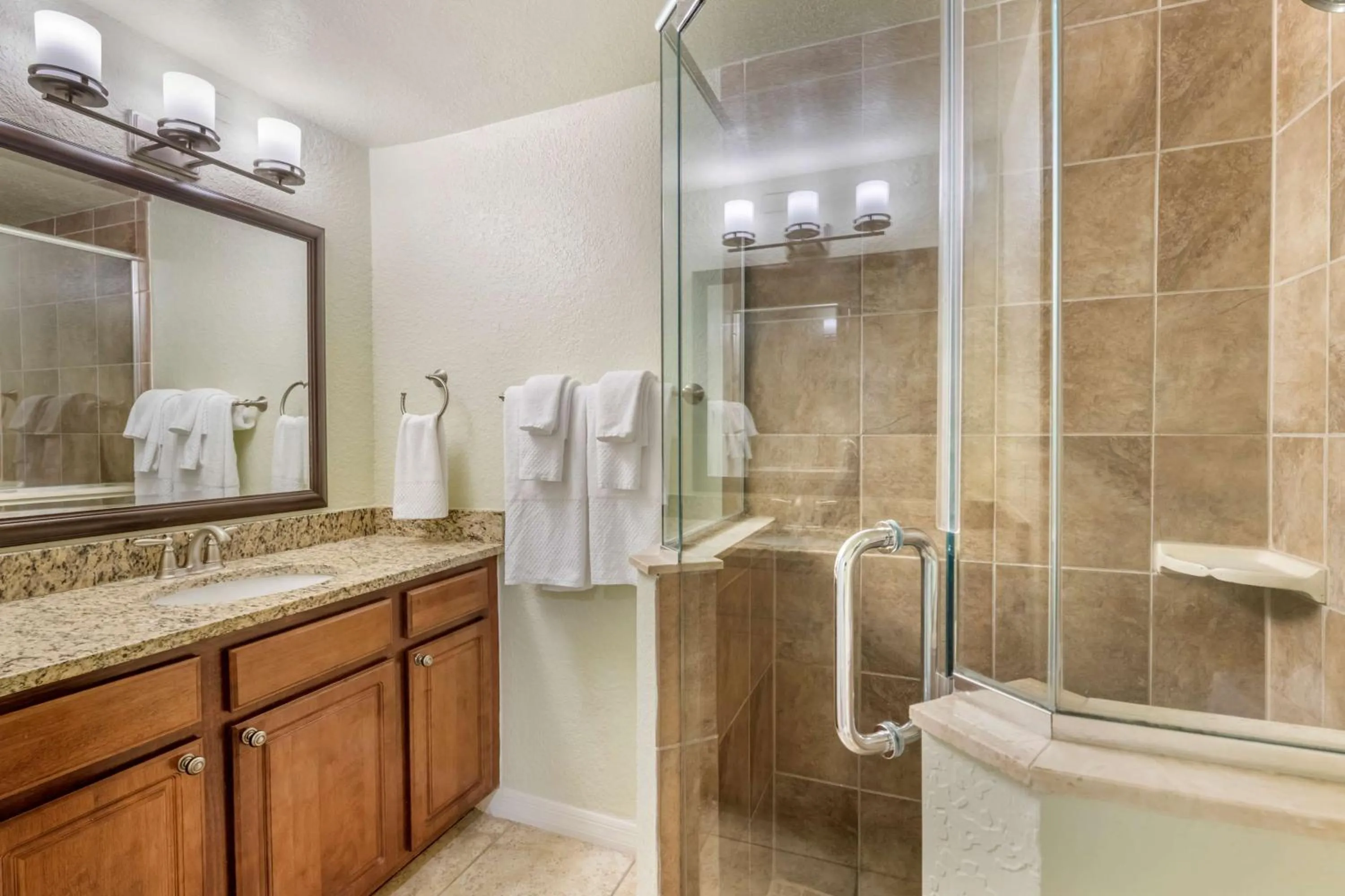 Bathroom in Hilton Vacation Club Mystic Dunes Orlando