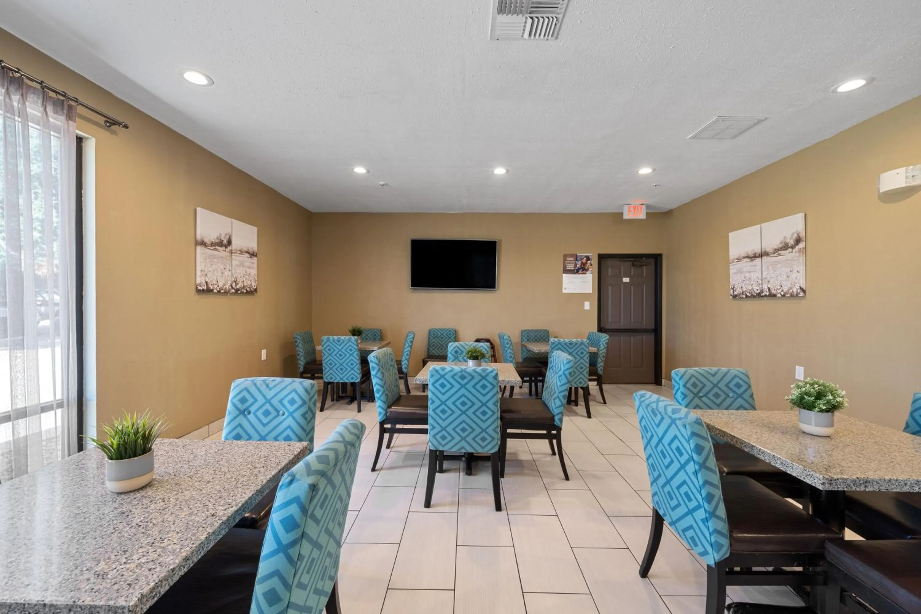Dining area in Best Western Round Rock