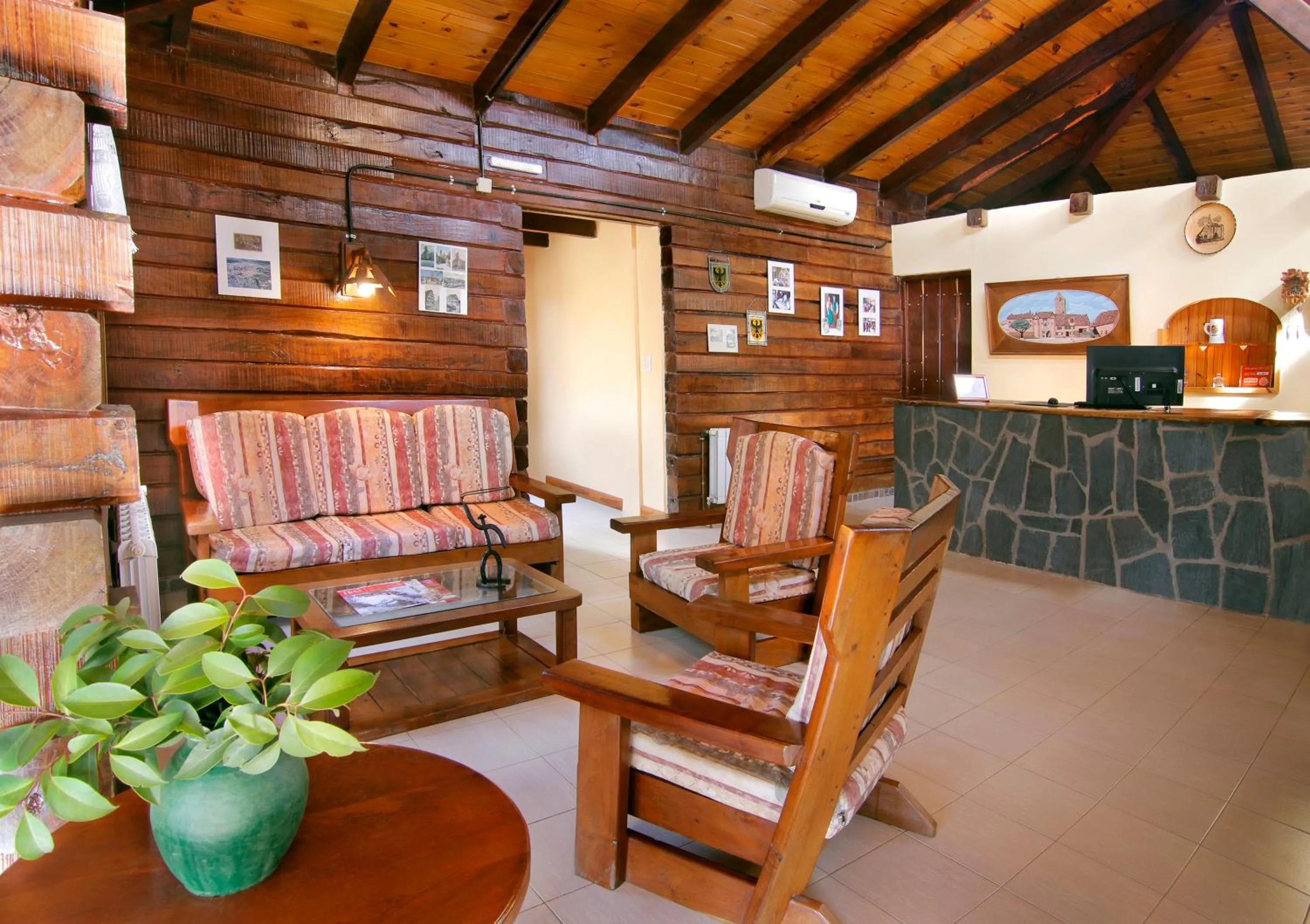 Lobby or reception in Posada Pfullendorf - Adults Only