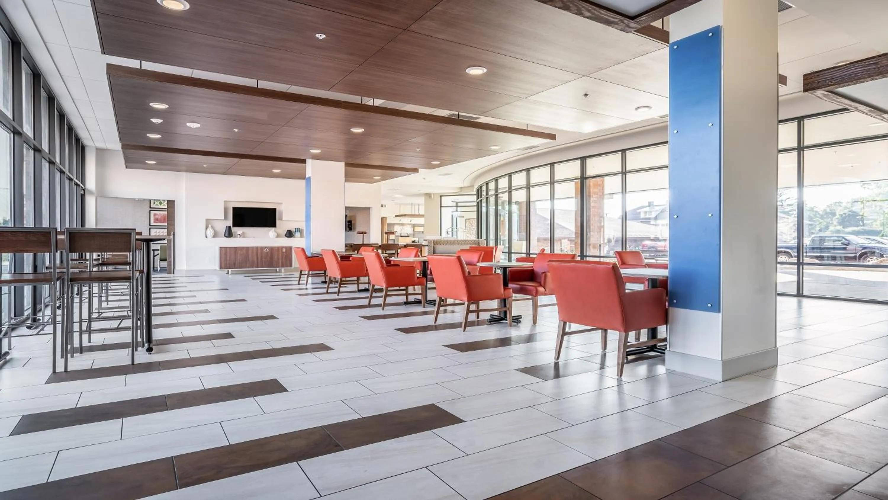 Breakfast in Holiday Inn Express & Suites Platteville by IHG