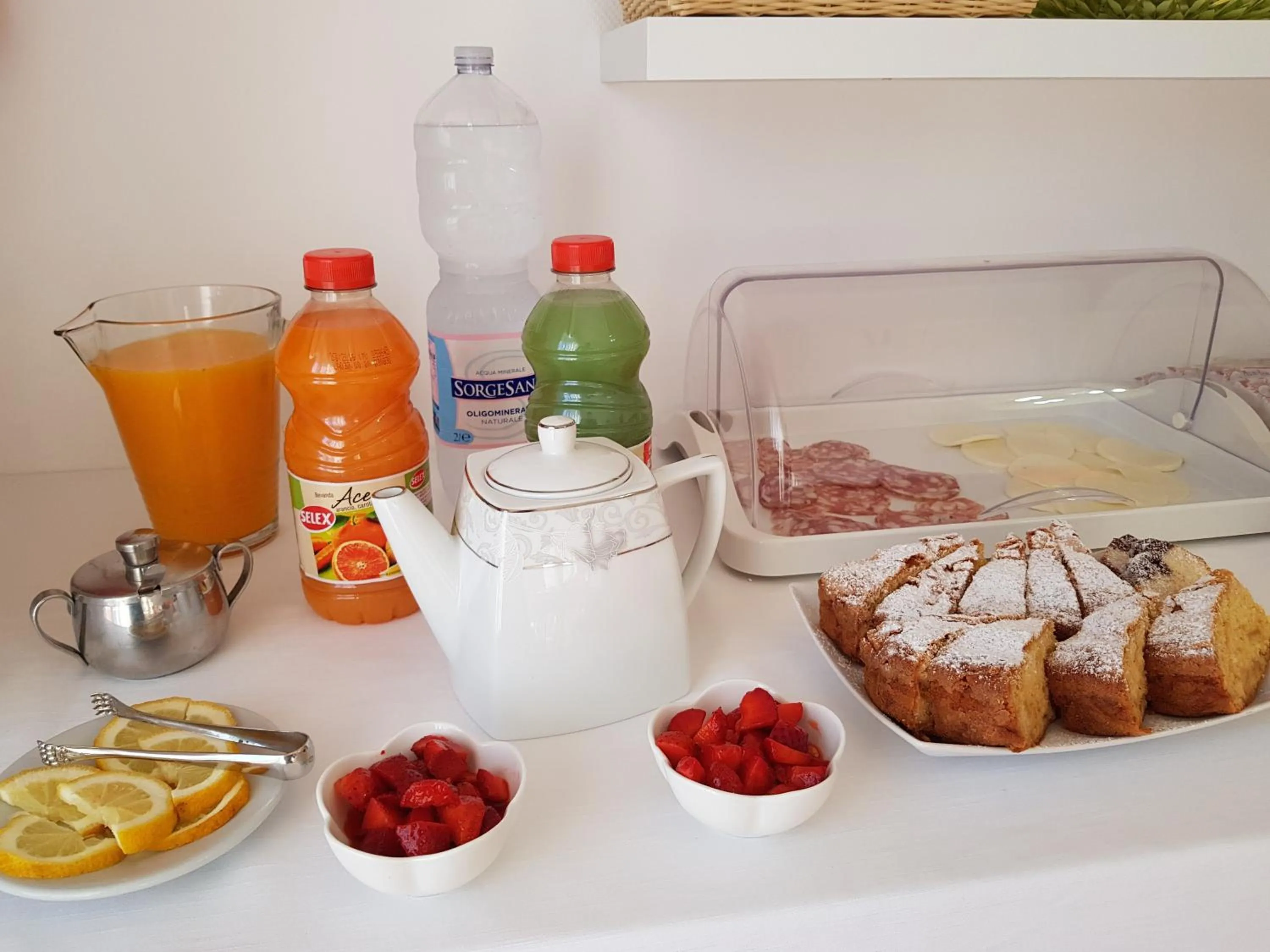 Food and drinks in Villa Susy Relais