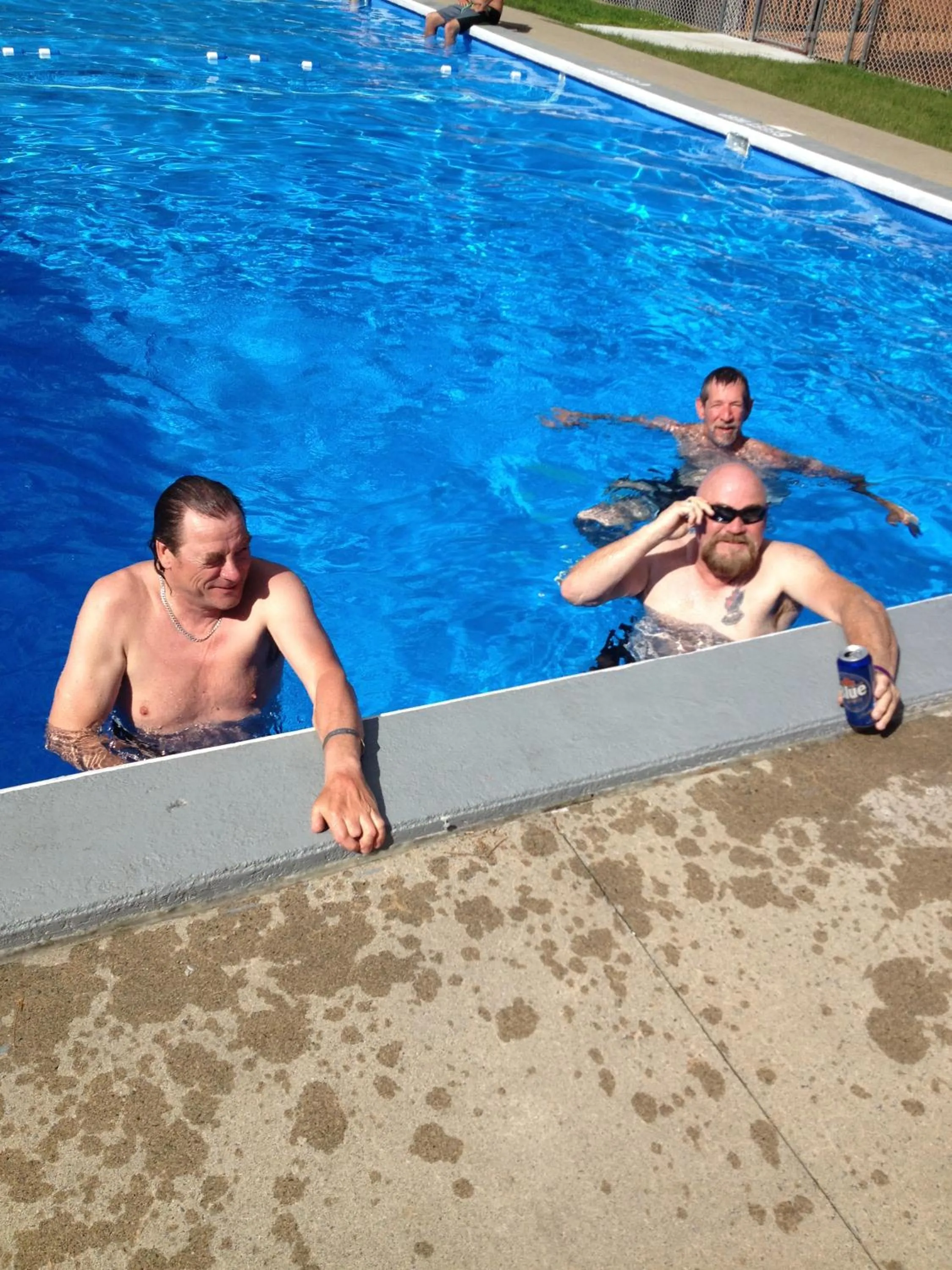 Pool view in Motel Montreal