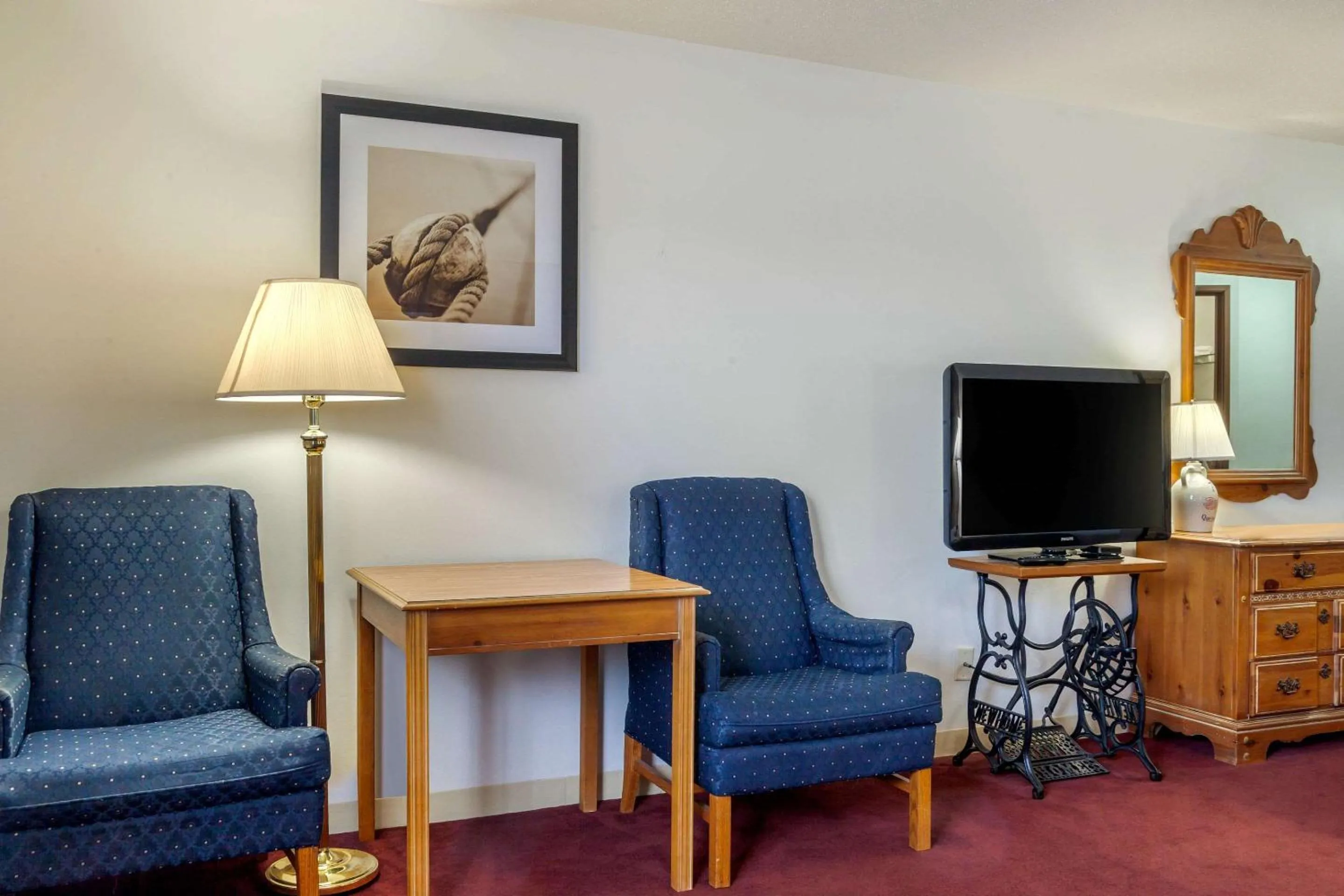 Photo of the whole room in Quality Inn & Suites Prairie Du Chien