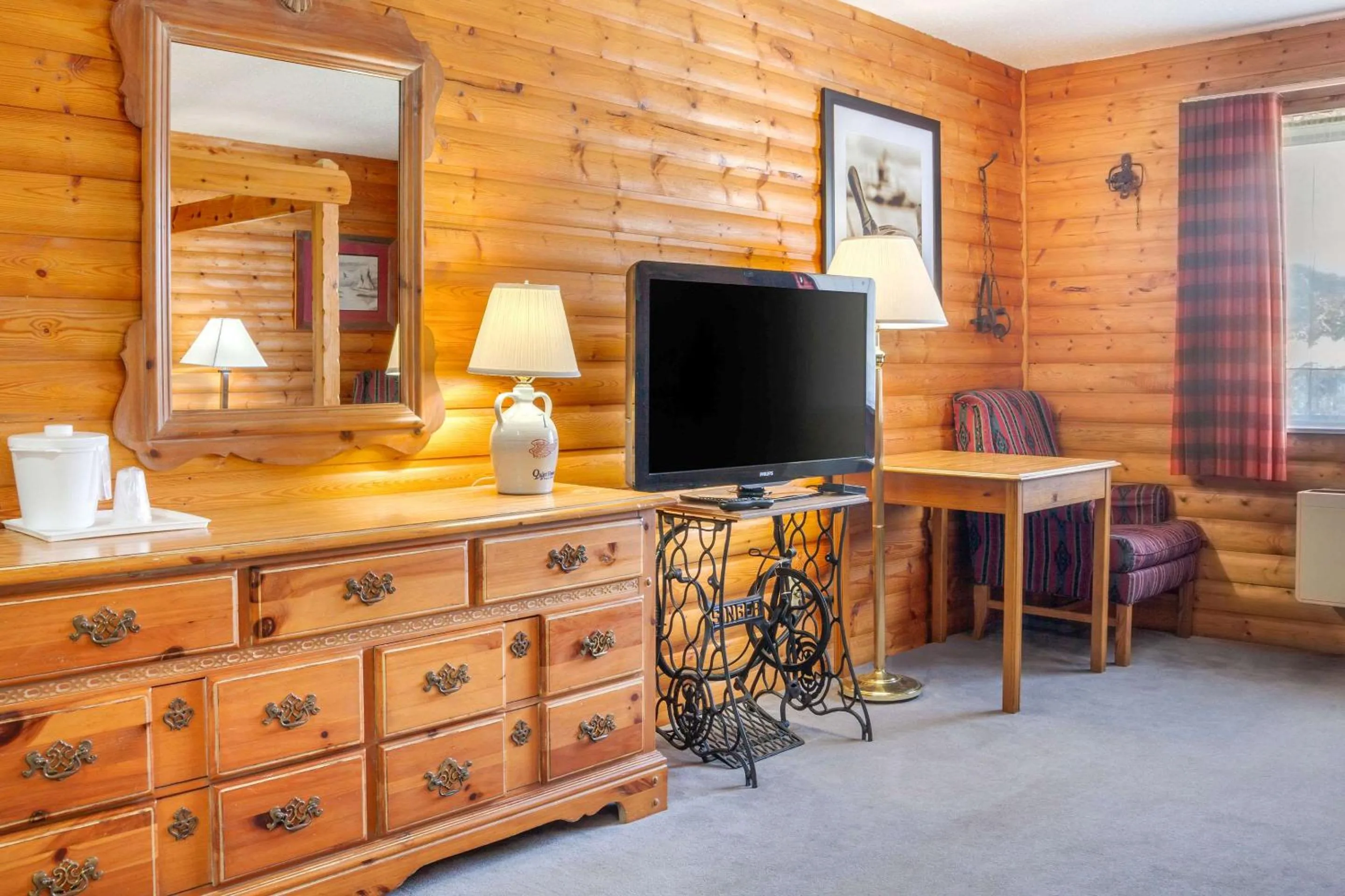 Photo of the whole room in Quality Inn & Suites Prairie Du Chien