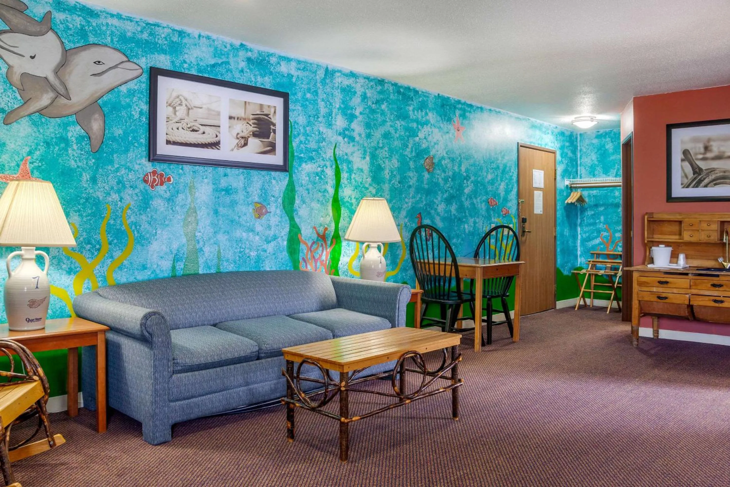 Photo of the whole room in Quality Inn & Suites Prairie Du Chien