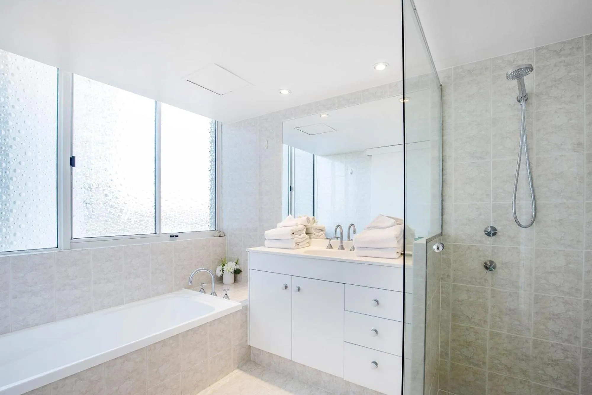 Shower in Dorchester On The Beach