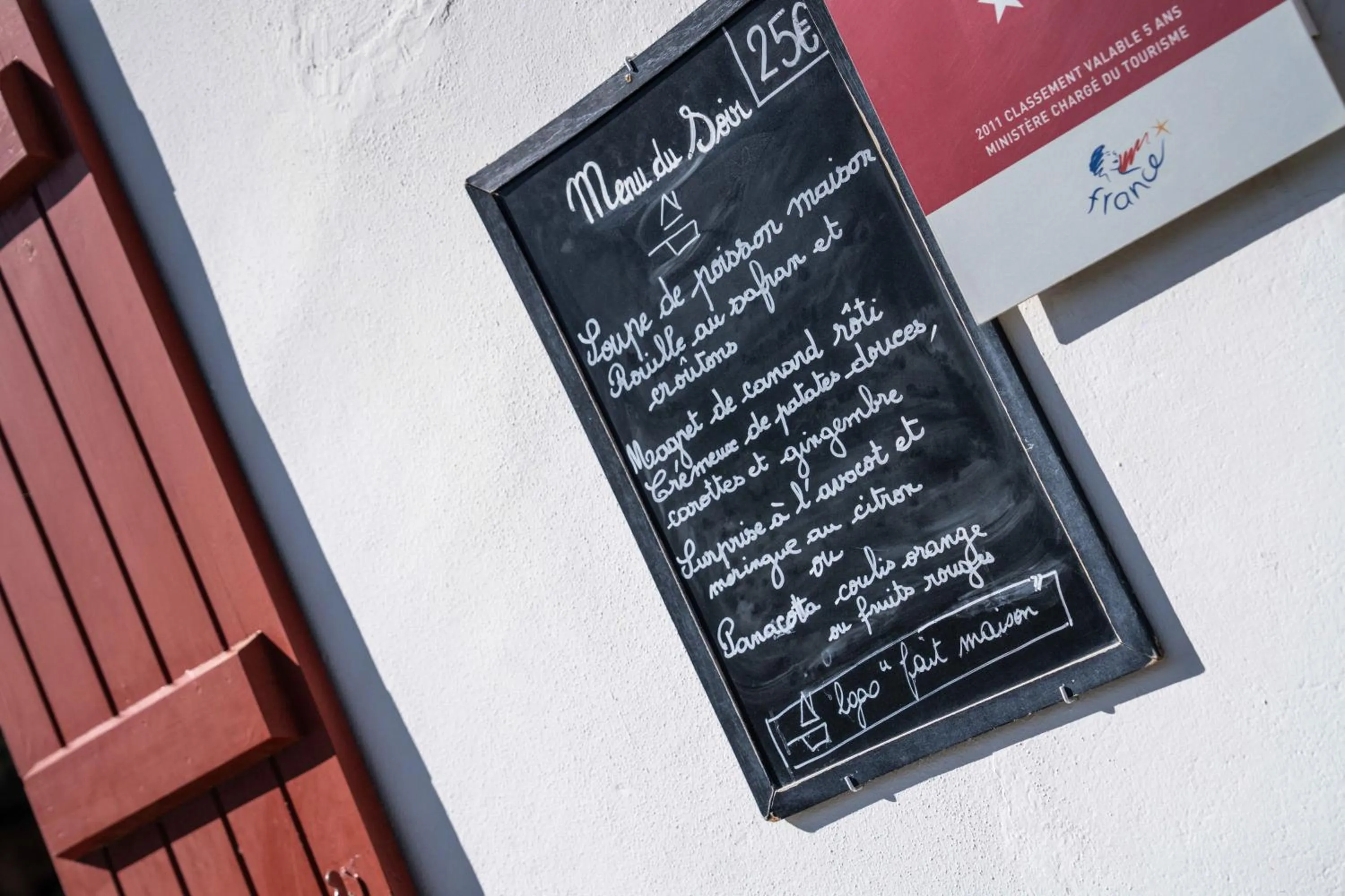 Logis Hôtel Baratxartea