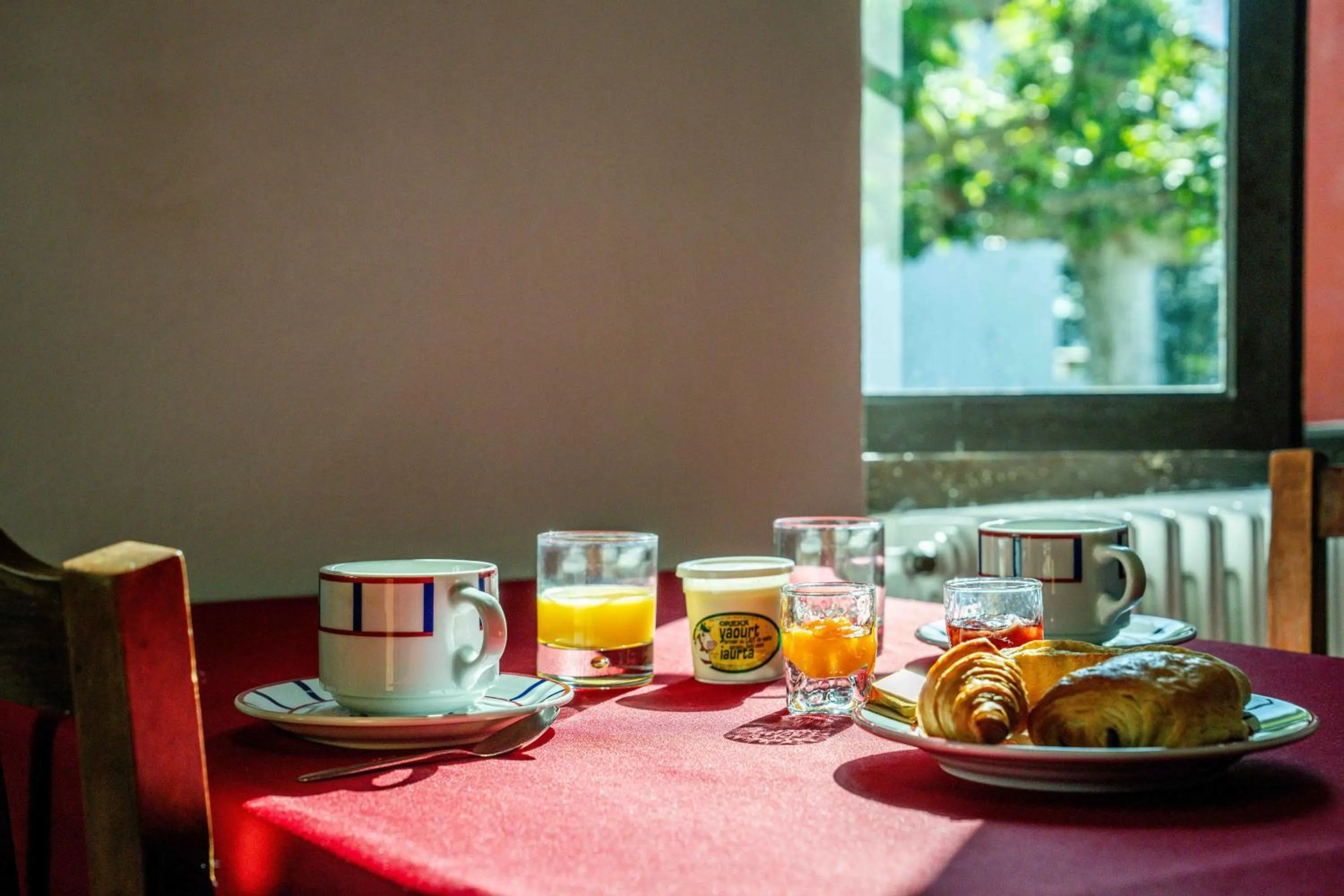 Logis Hôtel Baratxartea