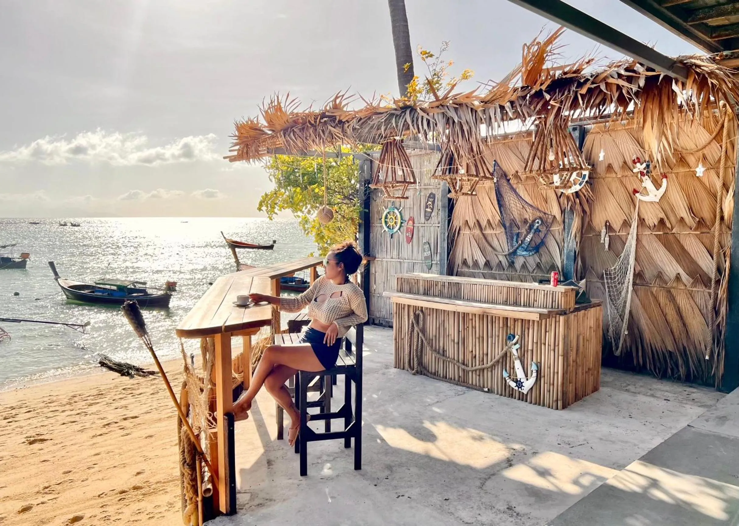 Restaurant/places to eat in Lipe Power Beach Resort