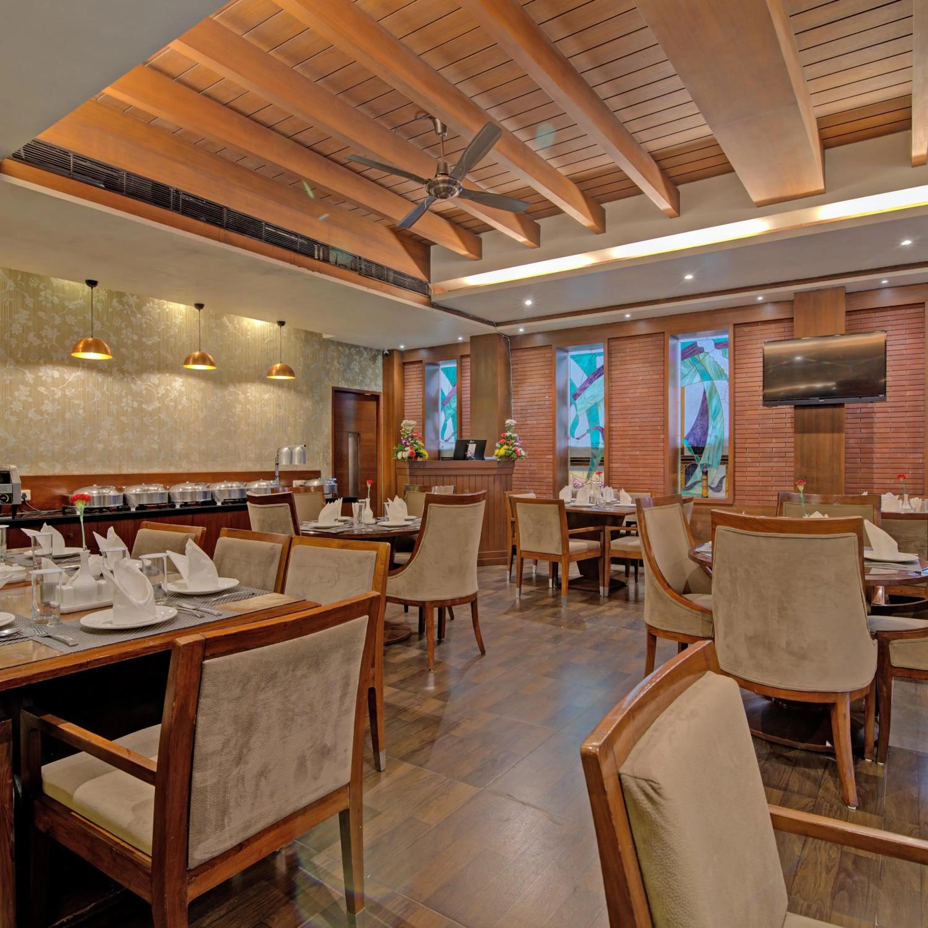 Restaurant/places to eat in Godwin Candolim,Goa