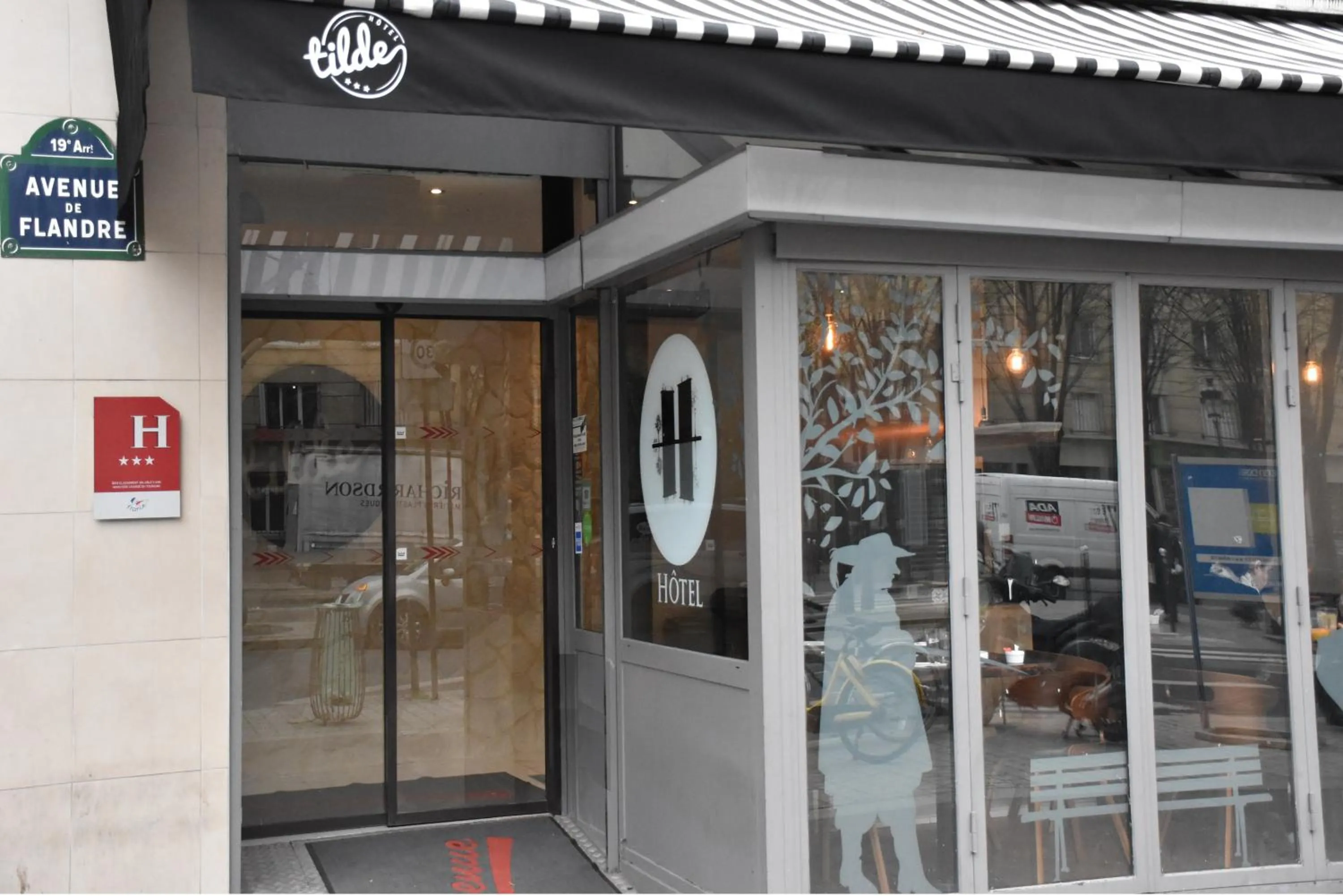 Facade/entrance in Hôtel Tilde