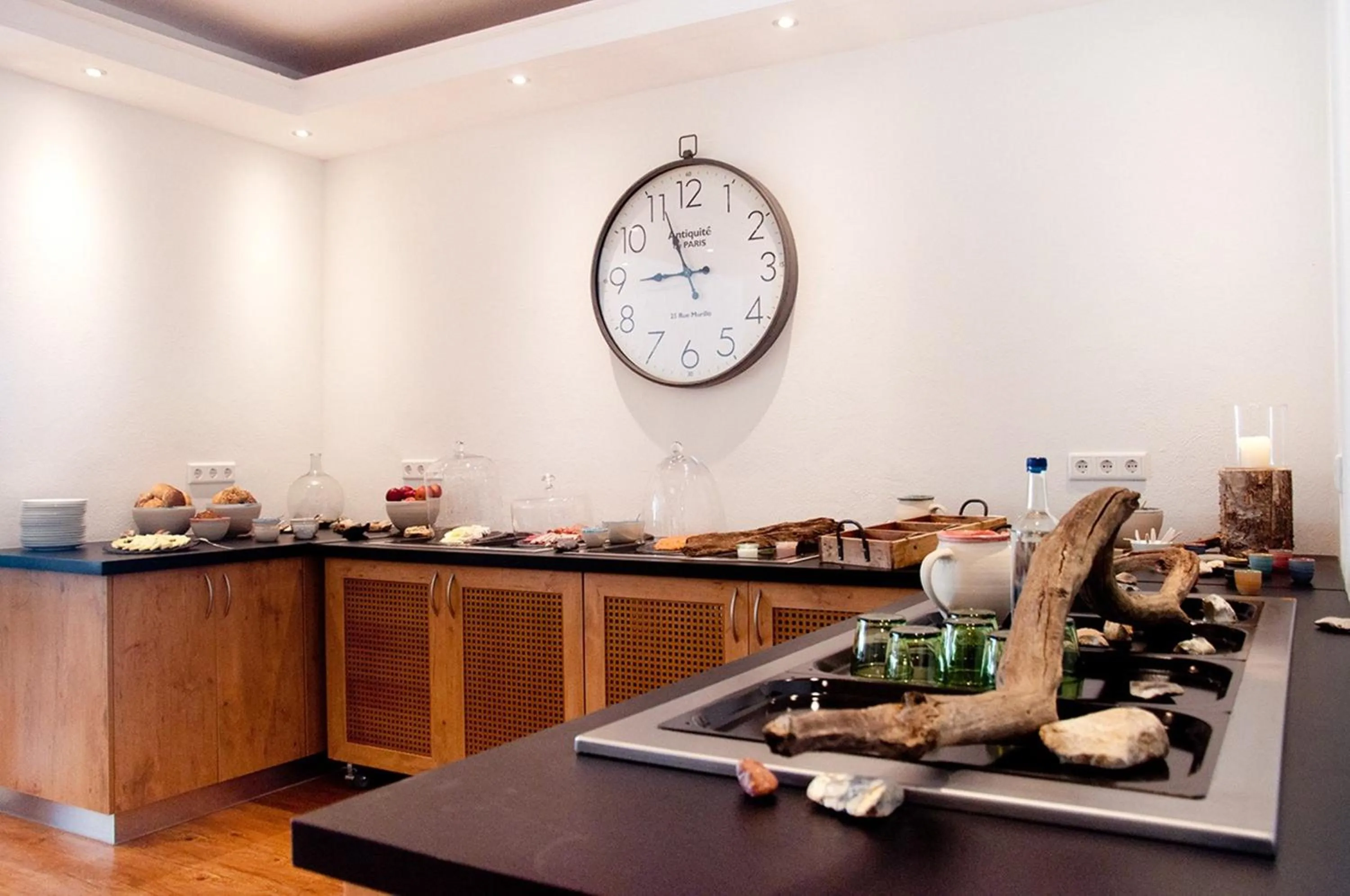 Restaurant/places to eat in Angler Hof