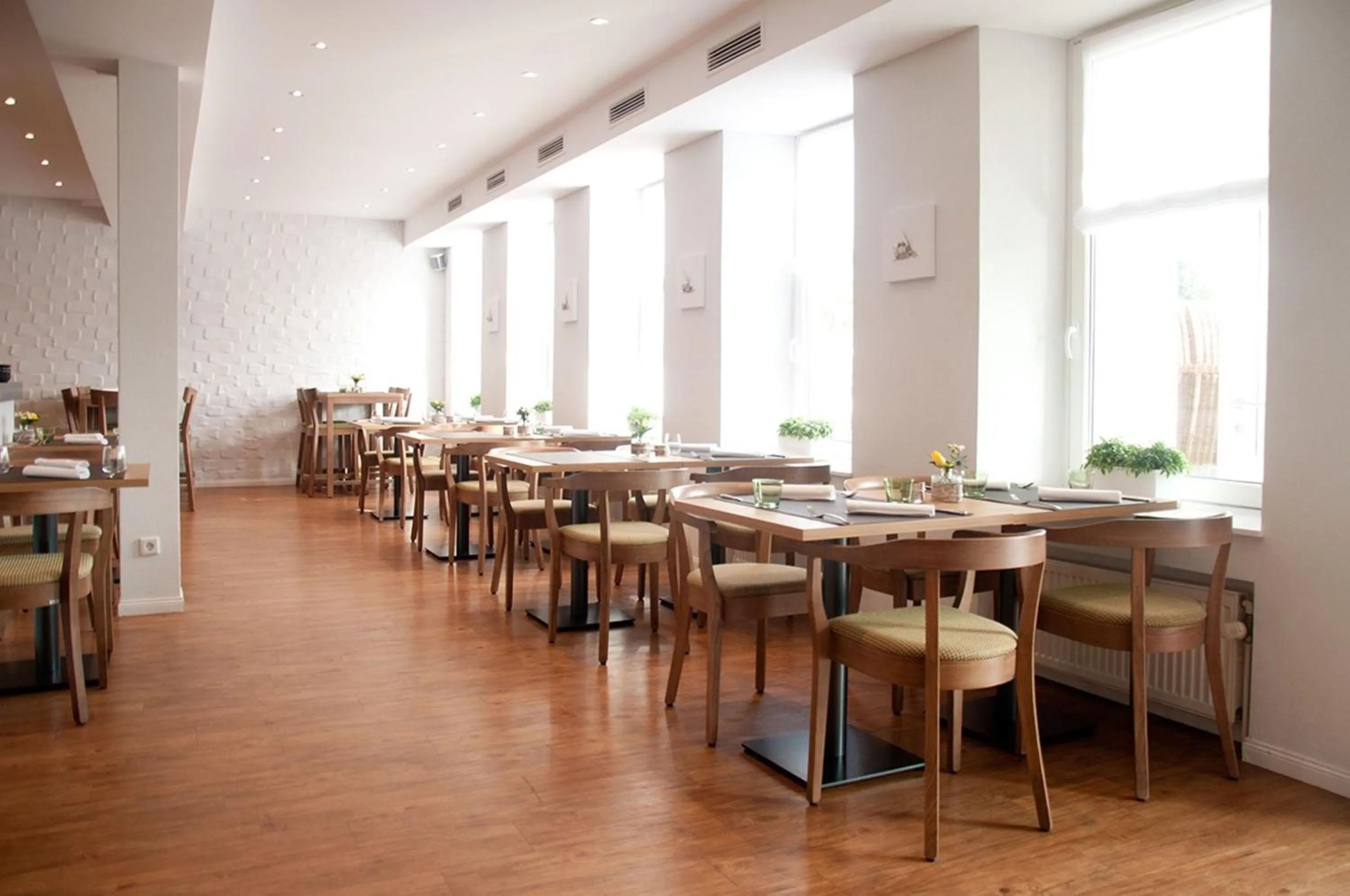 Restaurant/places to eat in Angler Hof