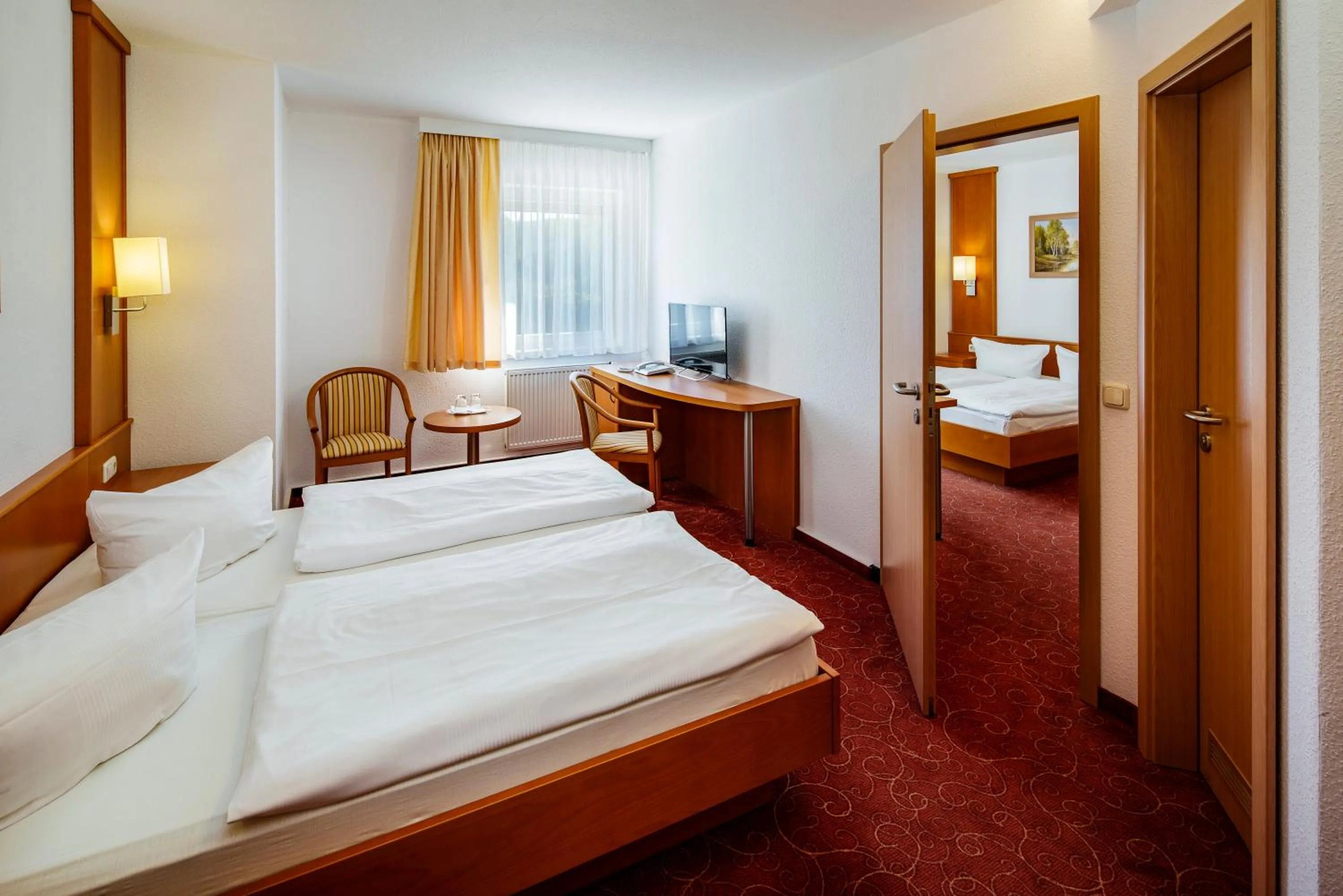 Photo of the whole room, Bed in Hotel Zur Post