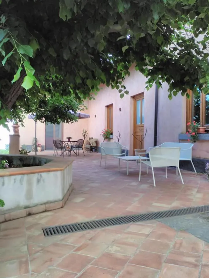 La corte di Bafè B&B "Slow Life"