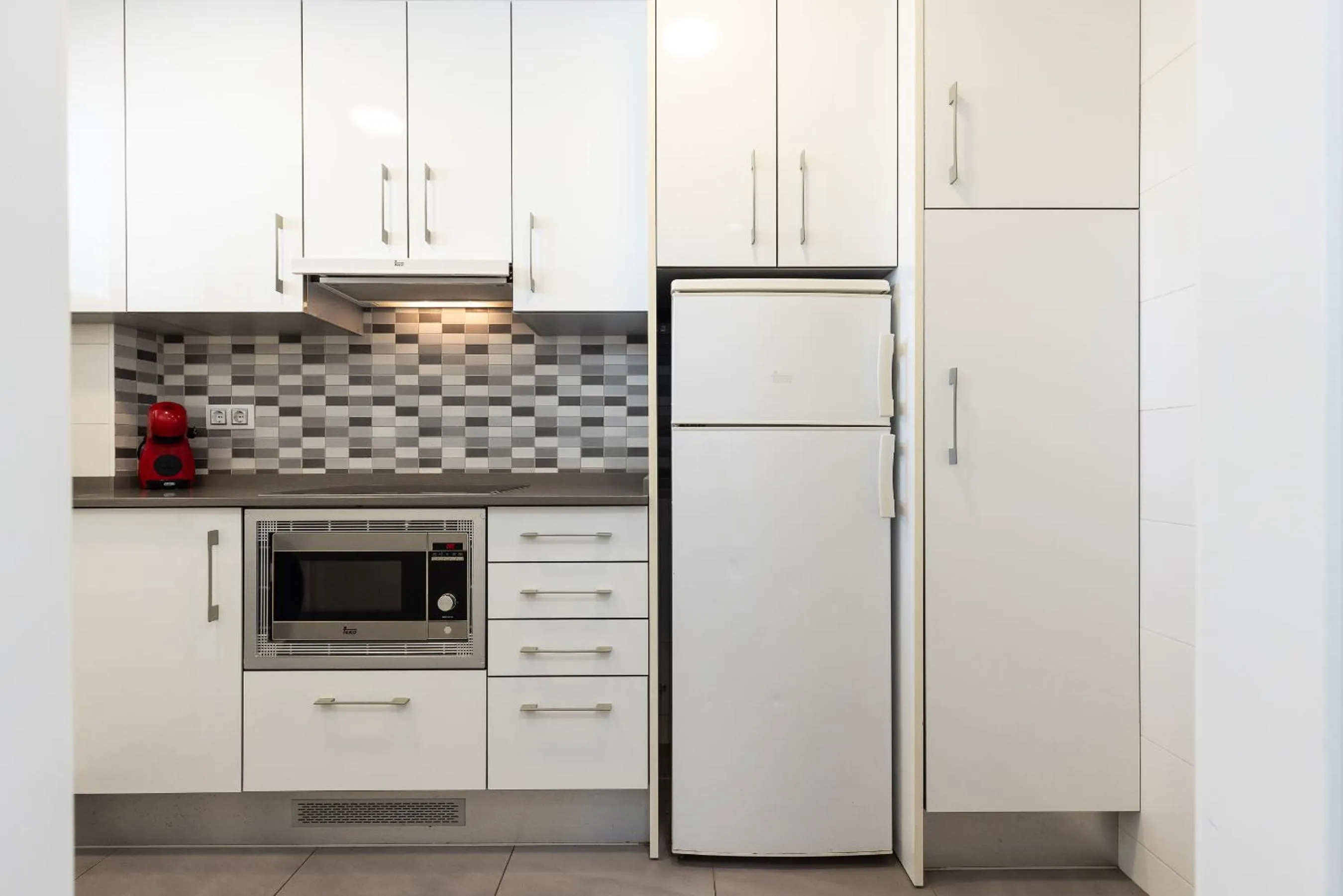 Kitchen or kitchenette in Rentalmar Zahara family suites