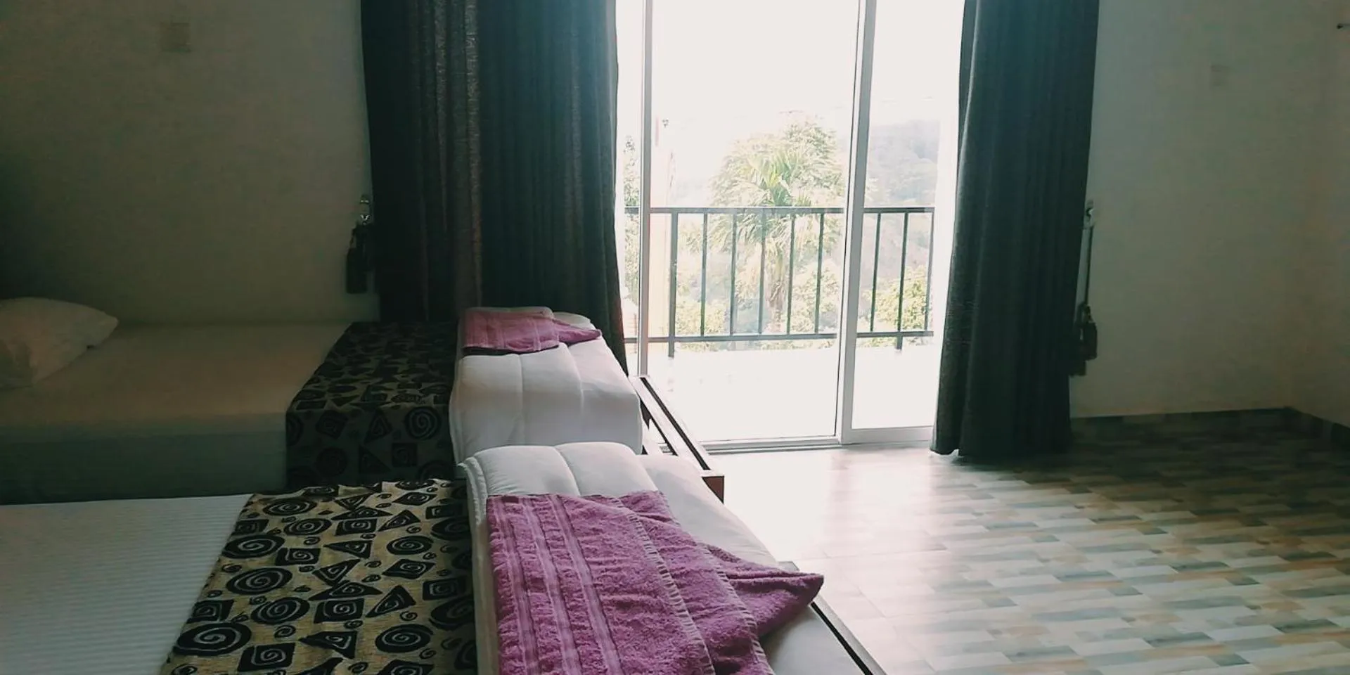 Bed in Ella Red Rock