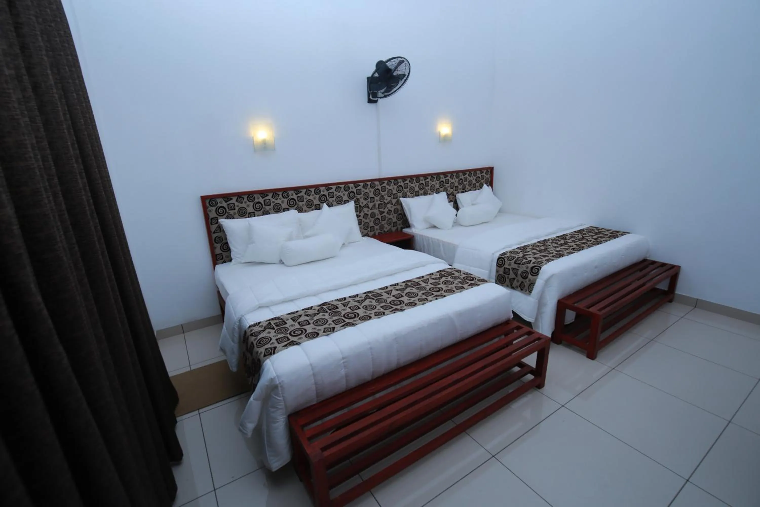 Bed in Ella Red Rock