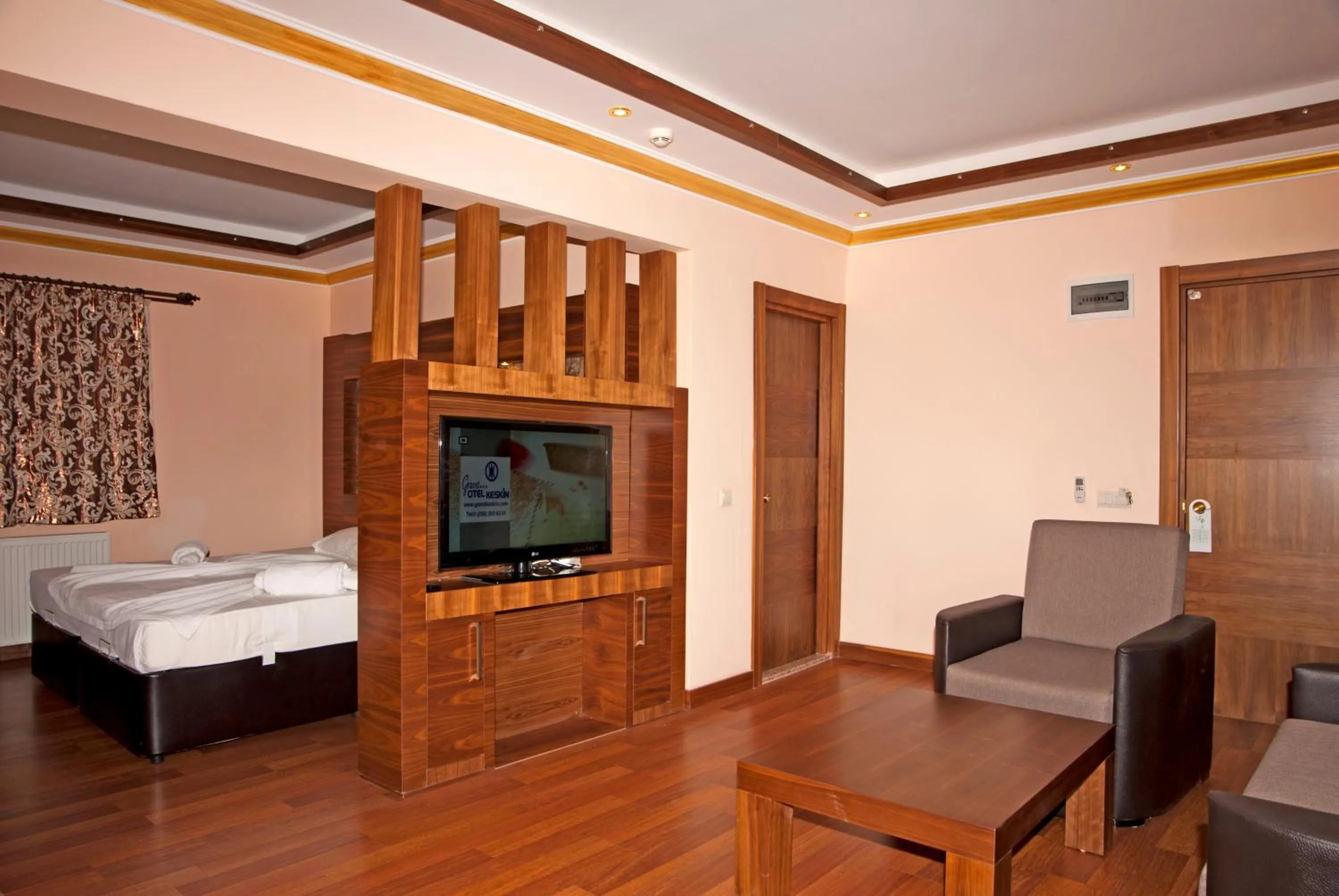 Suite in Dinara Hotel