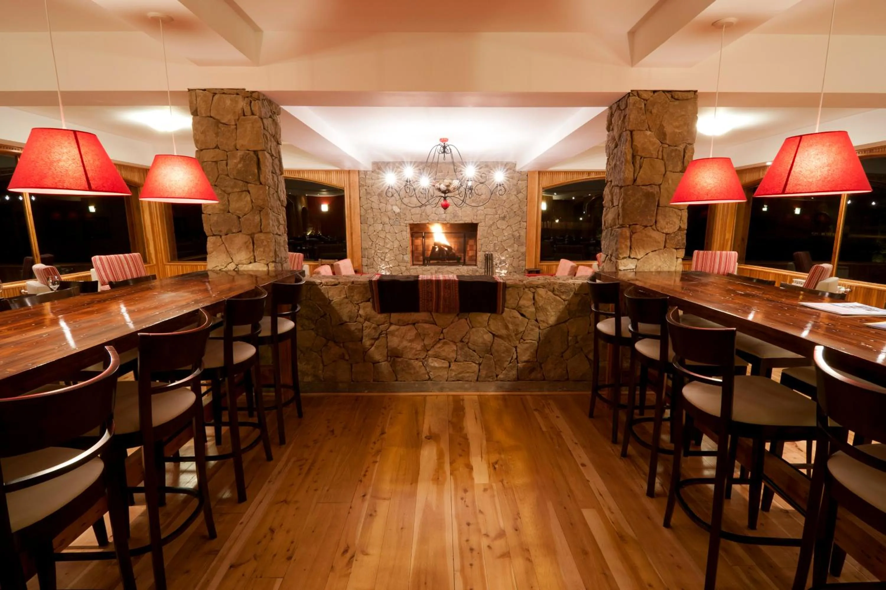 Lounge or bar in Destino Sur Hotel & Spa de Montaña