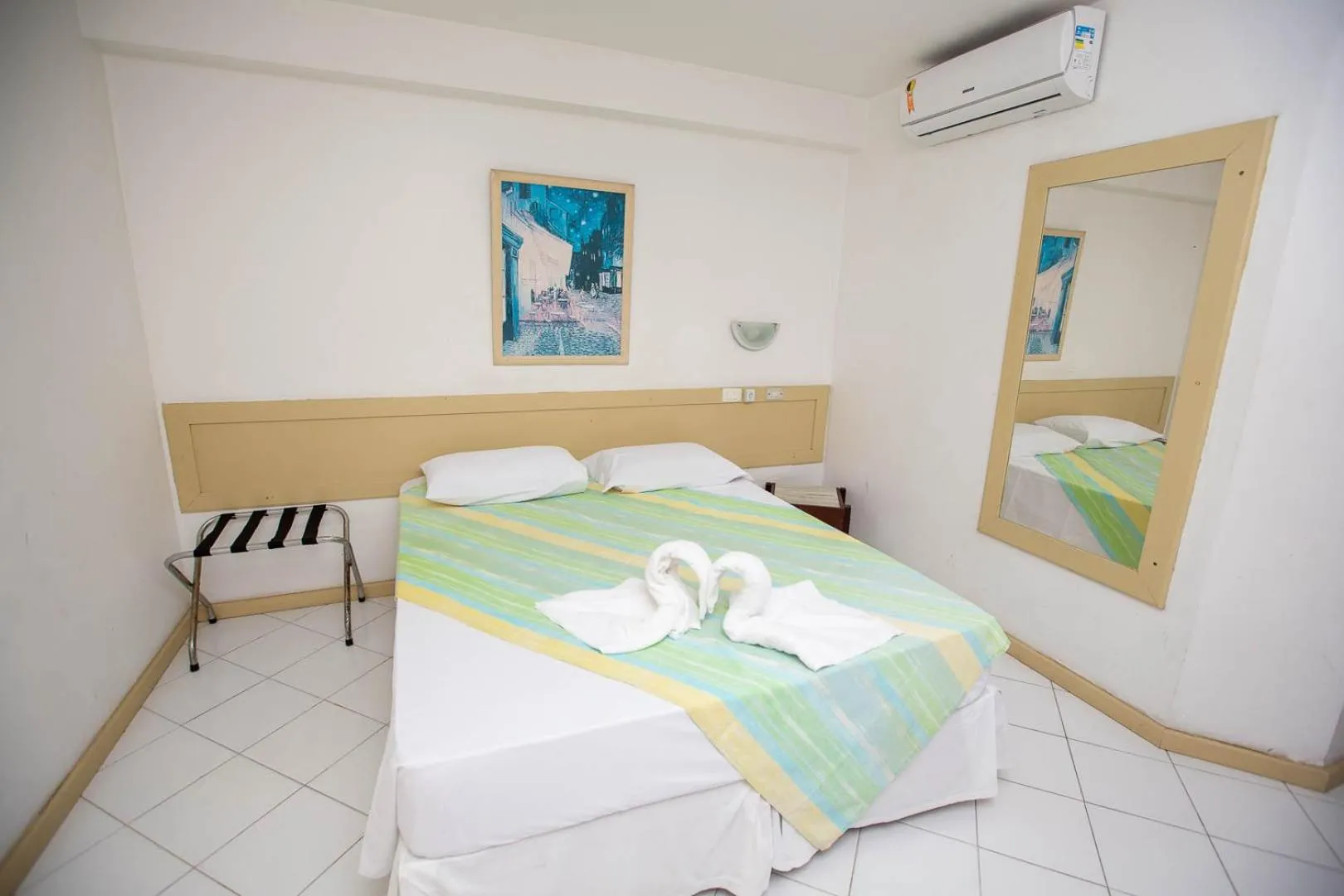 Bed in Rede Andrade Mar Hotel - Rio Vermelho