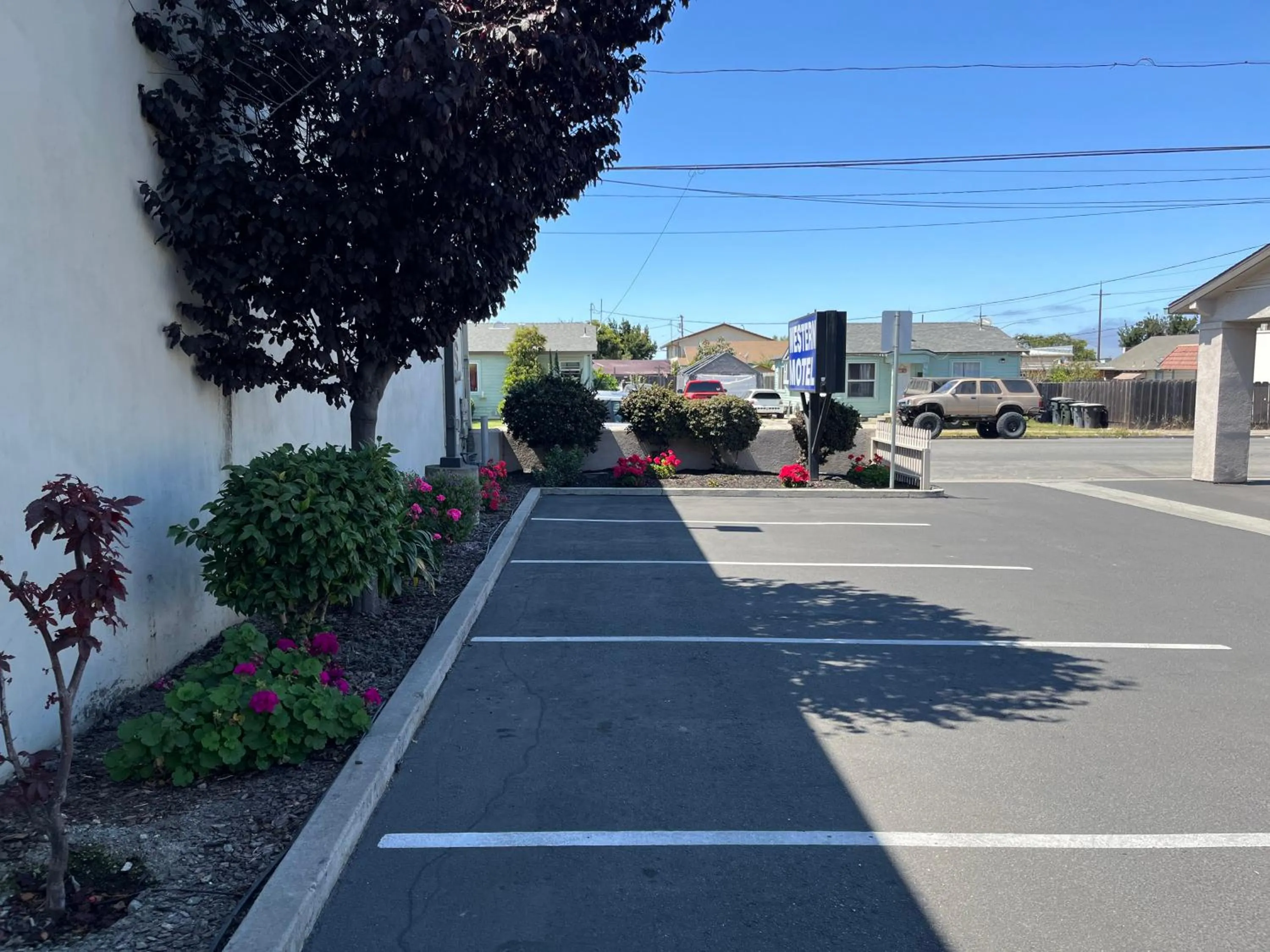 Property building in Western Motel