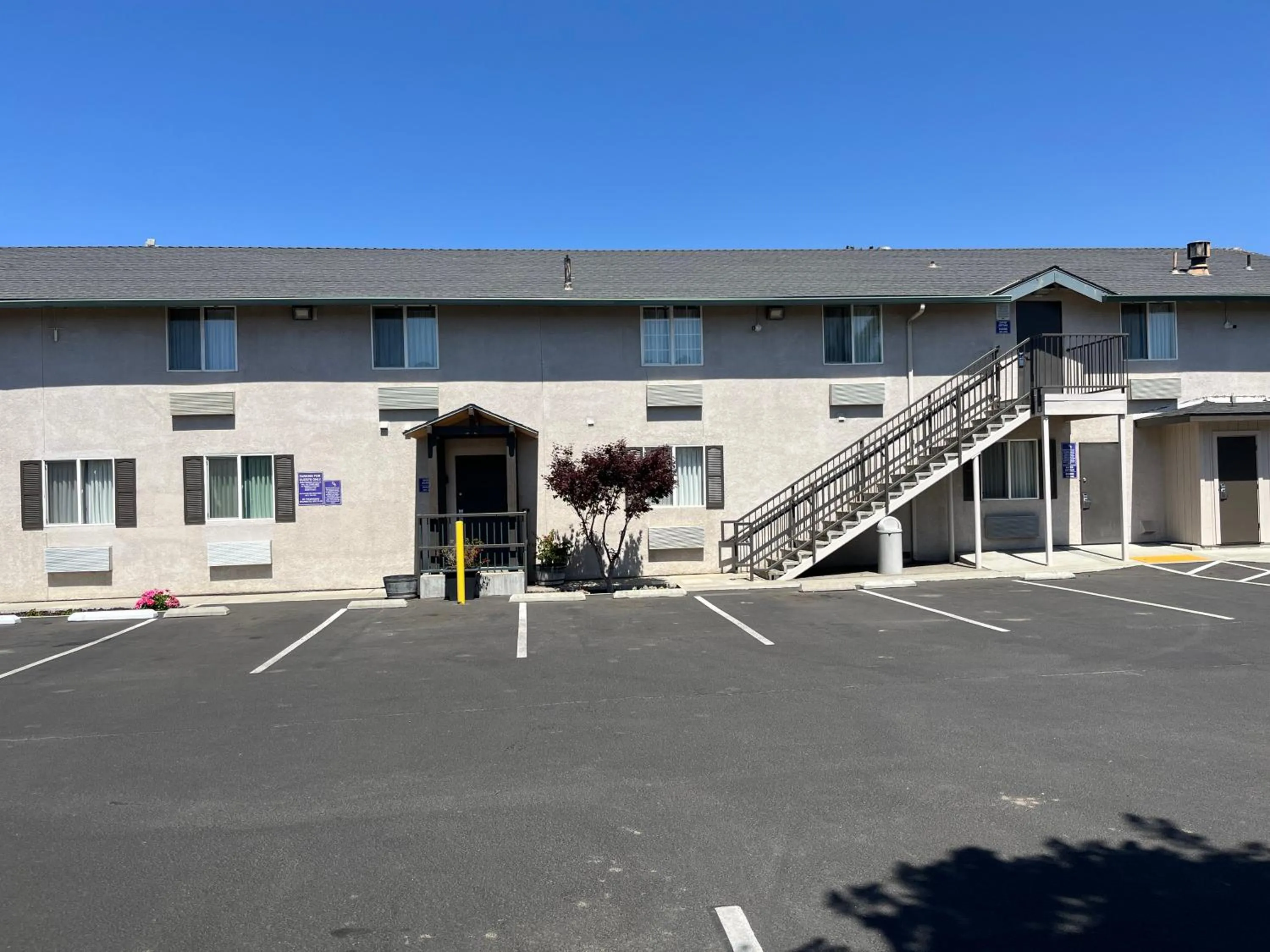 Property building in Western Motel
