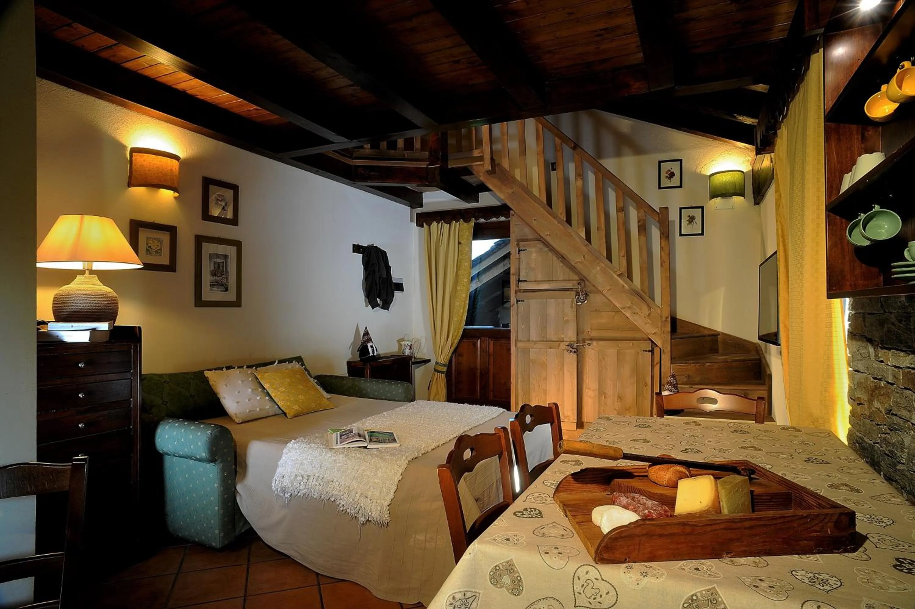 Bed in Residence Foyer D'Antan