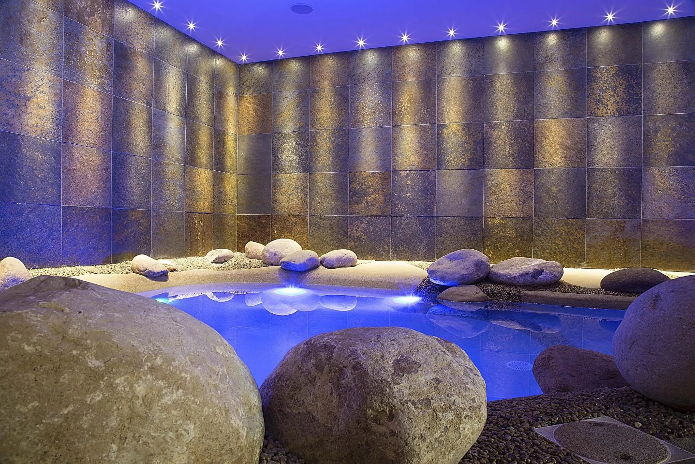 Hot Tub in Terme di Relilax Boutique Hotel & Spa