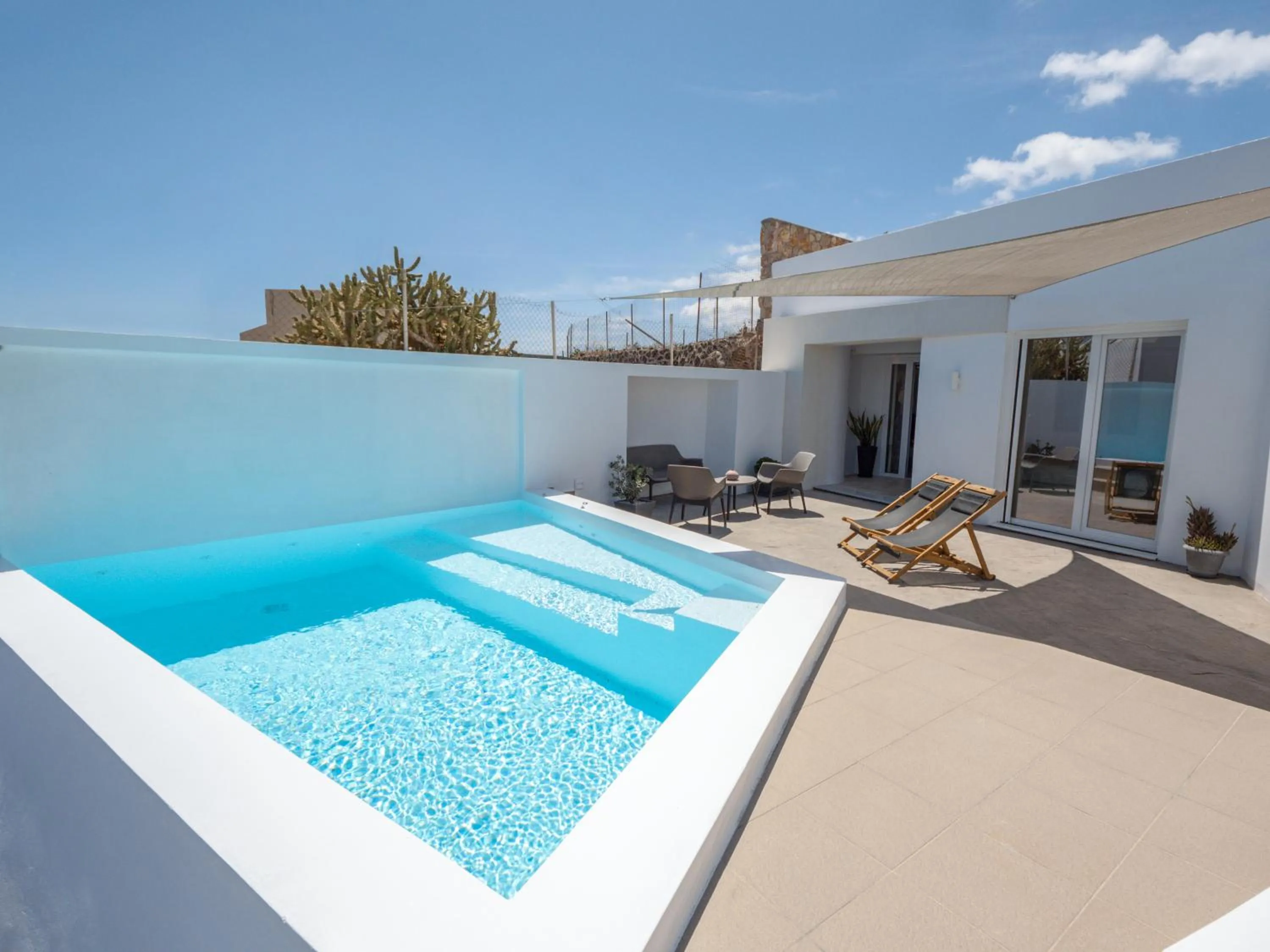 Swimming pool in Valery Suites