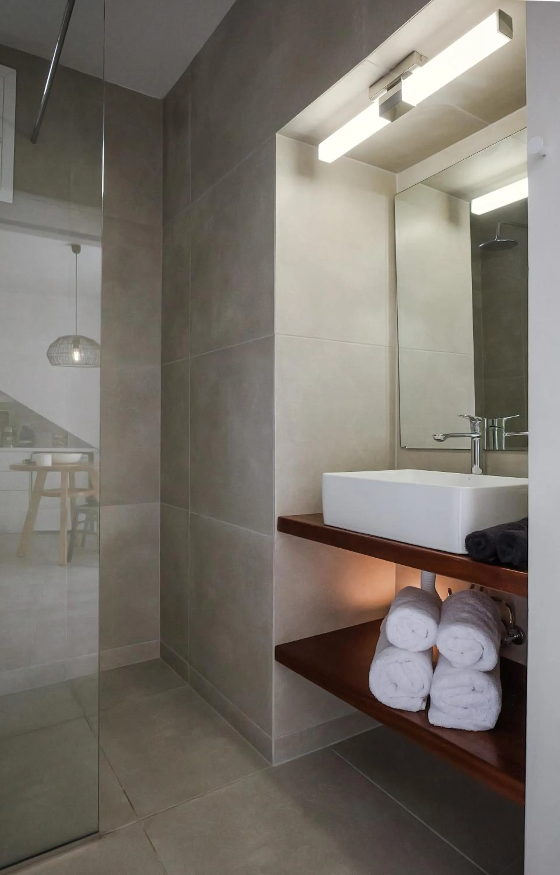 Bathroom in Valery Suites