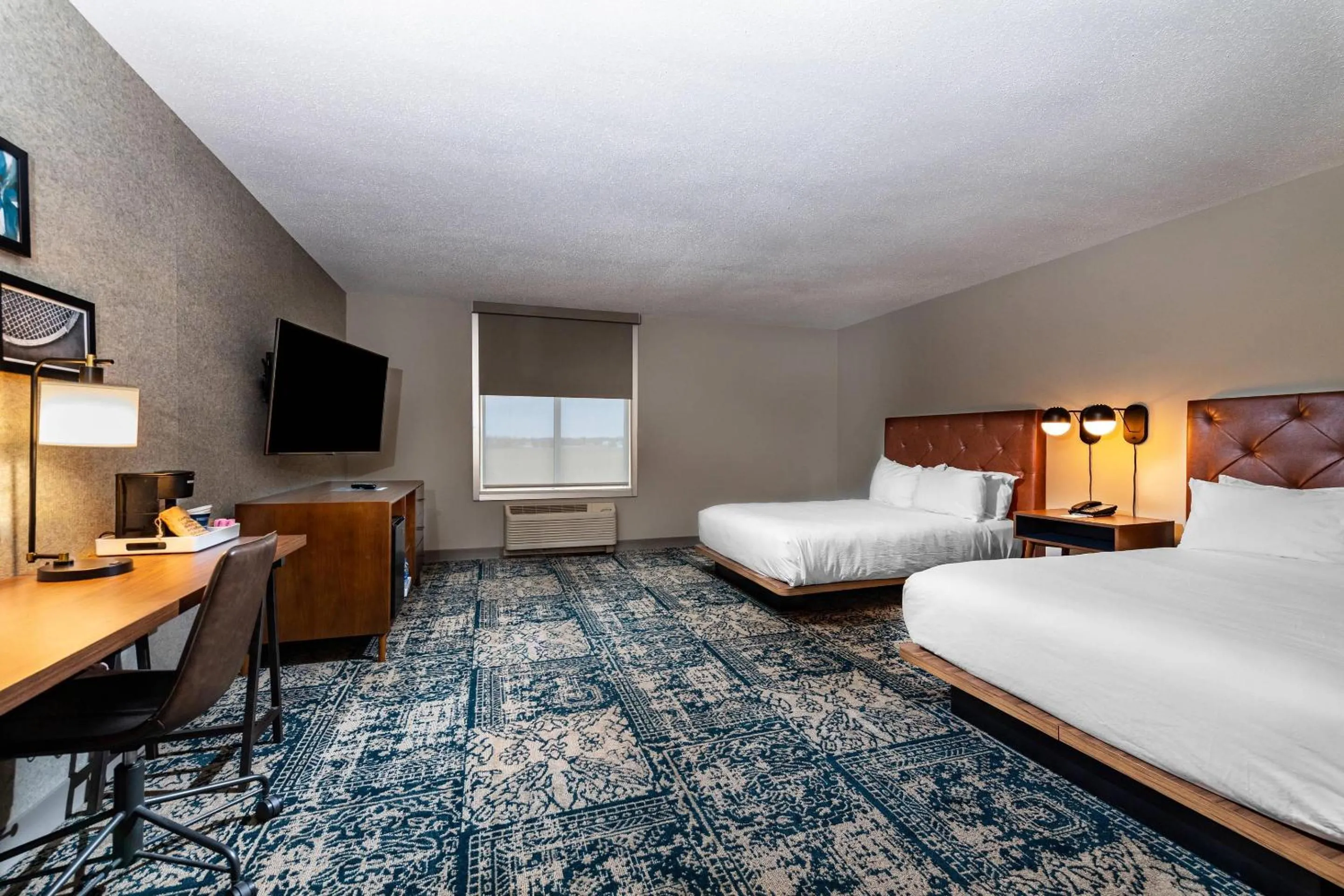 Bedroom, Bed in Radisson Hotel Fairview Heights - St Louis