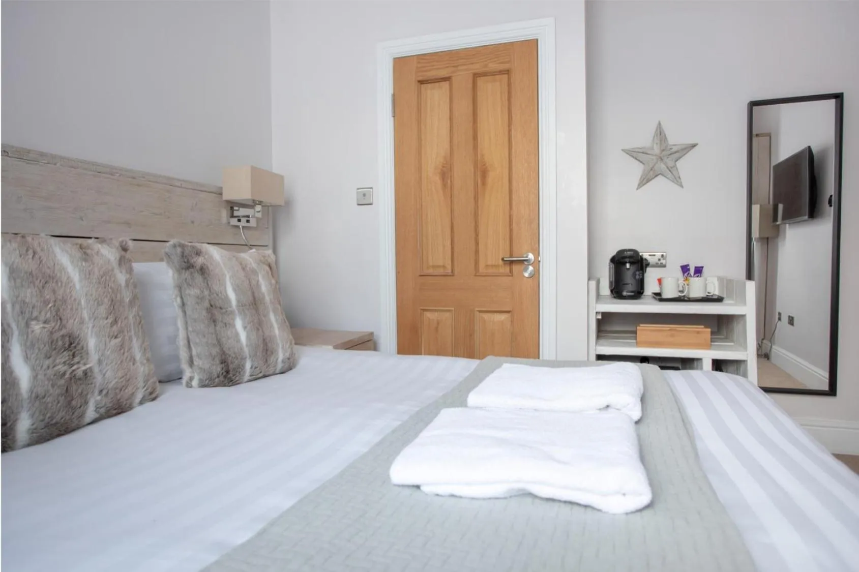 Bedroom, Bed in The Vanguard York - Private Residence