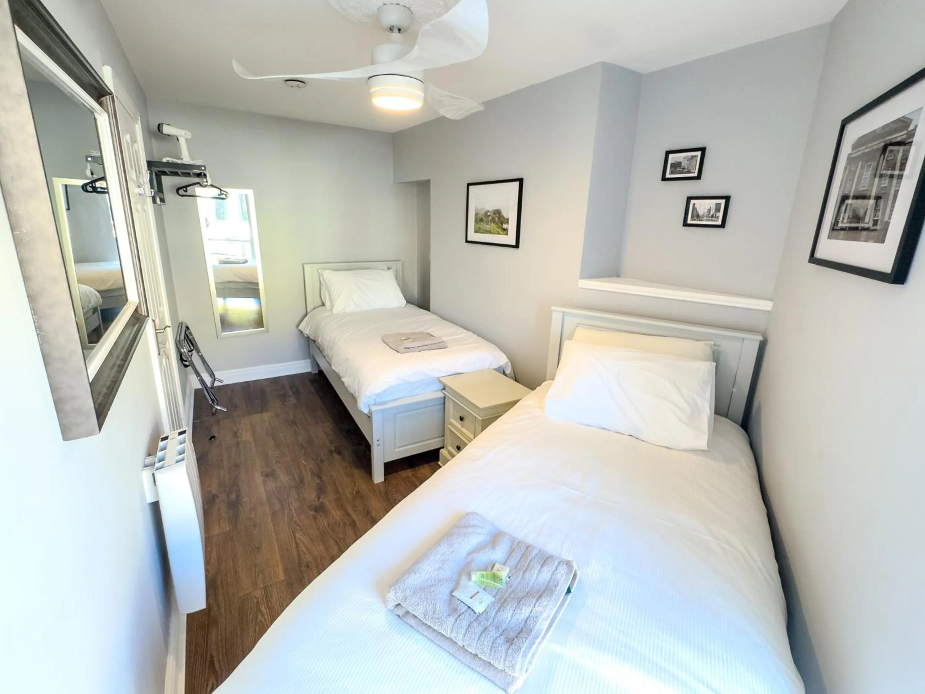 Bed in Molloys Apartments