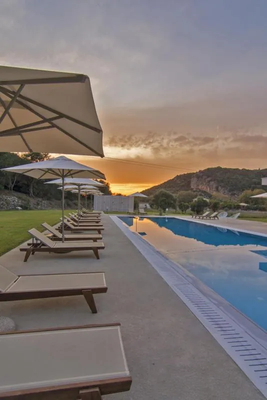 Swimming pool in Olivista Hotel