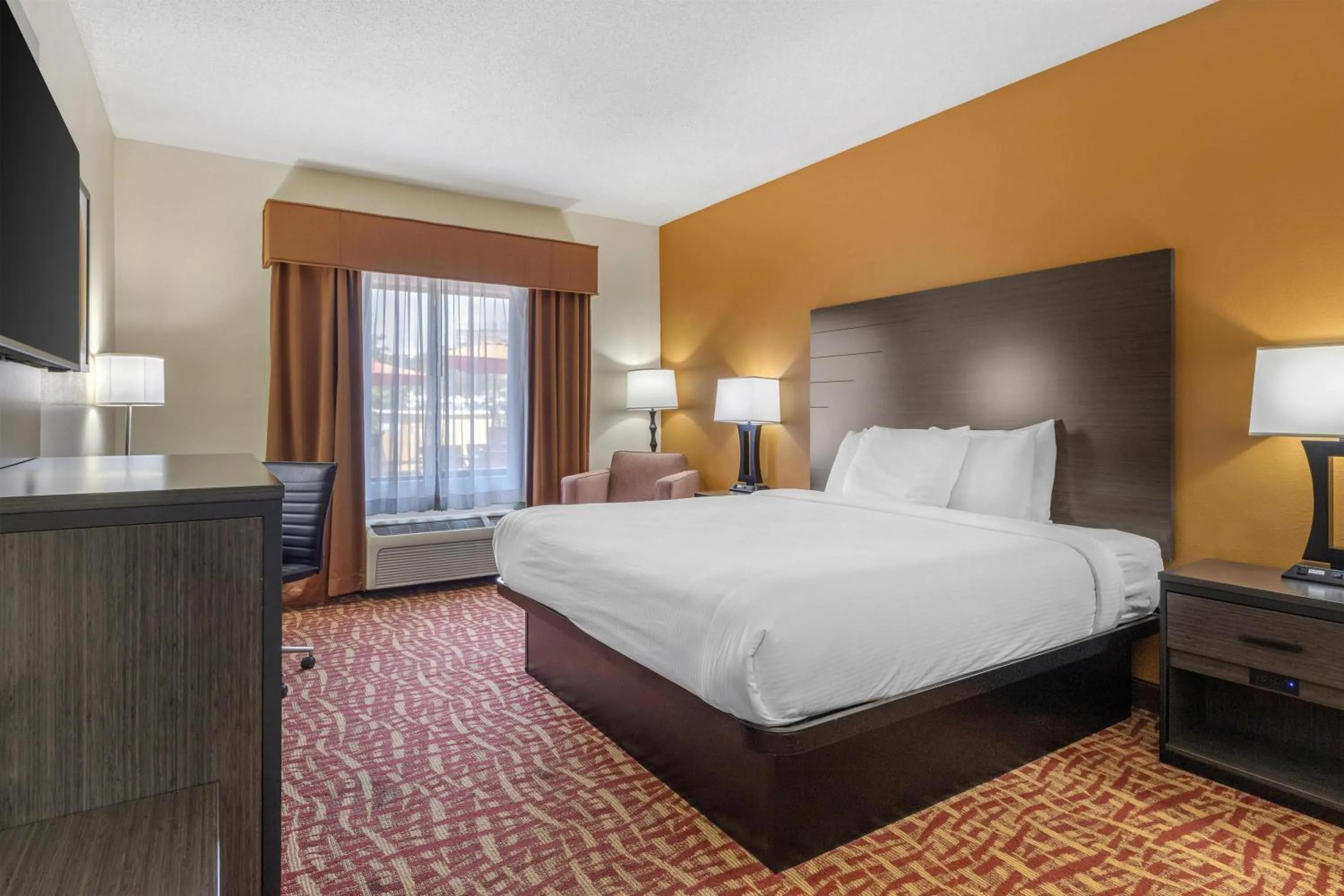 Bedroom, Bed in Best Western Aspen Hotel