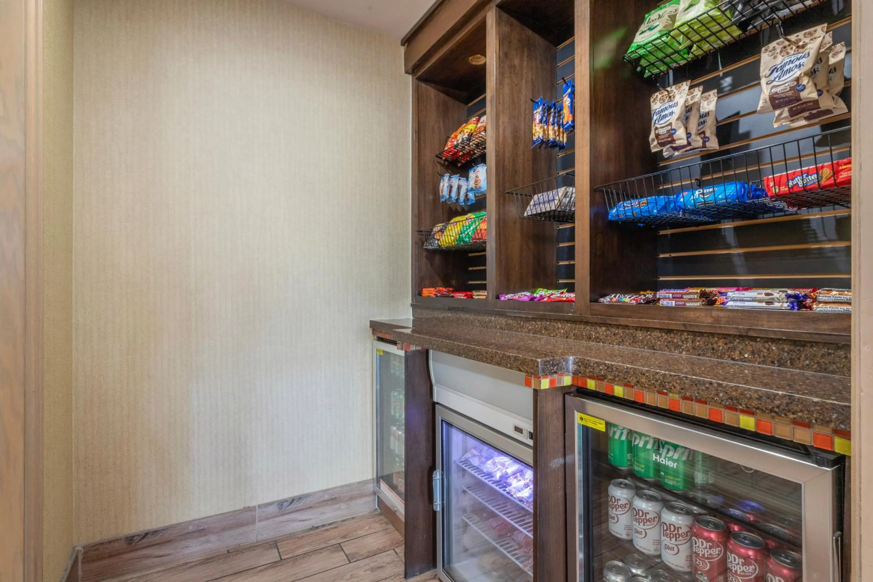 Supermarket/grocery shop in Best Western Aspen Hotel