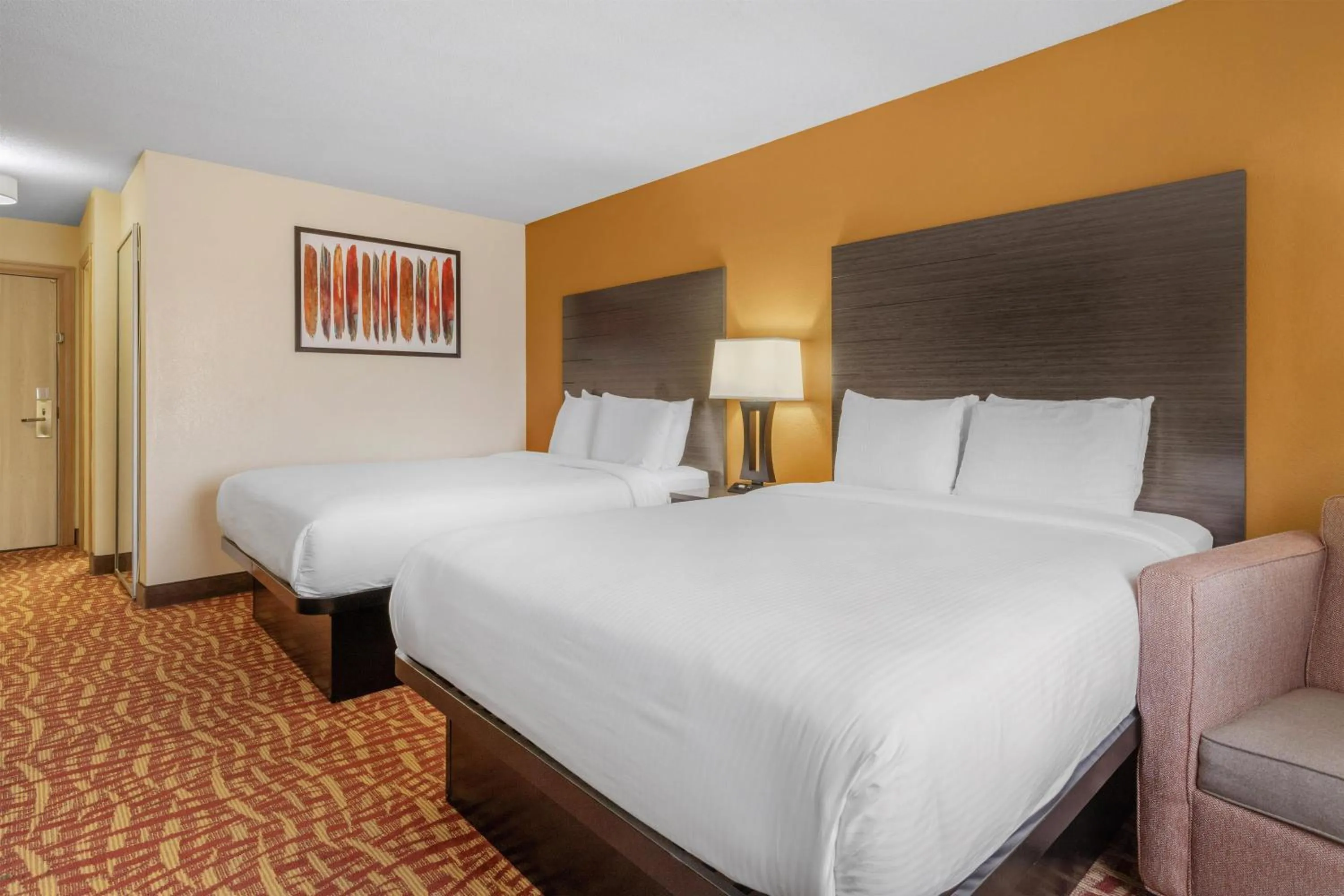 Bedroom, Bed in Best Western Aspen Hotel