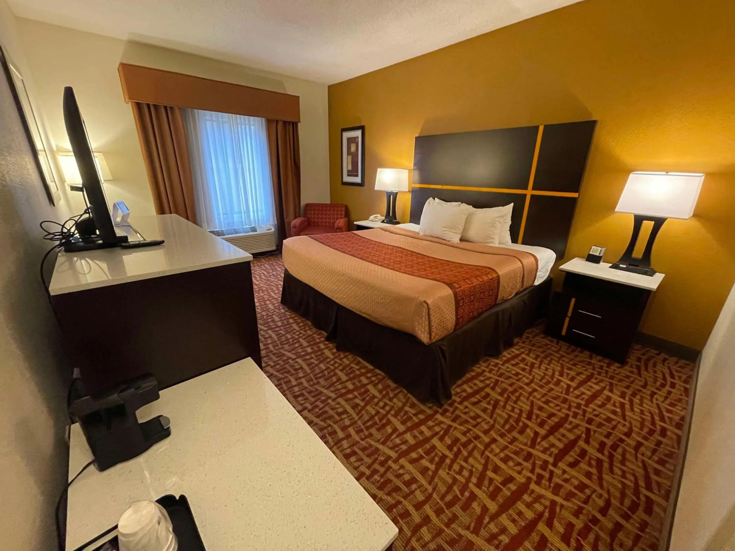 Bedroom, Bed in Best Western Aspen Hotel