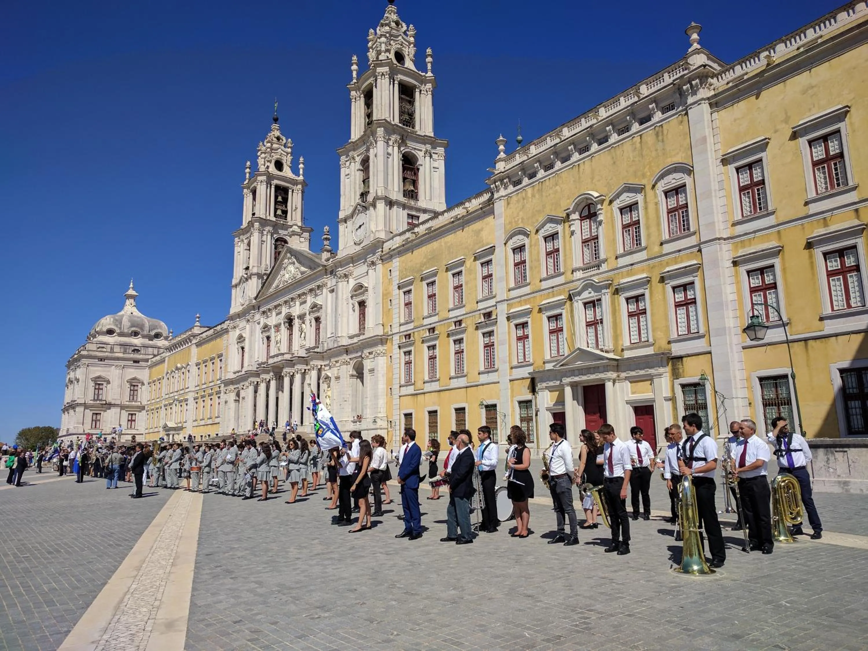 Nearby landmark in Vila Mafra - Grill Terrace
