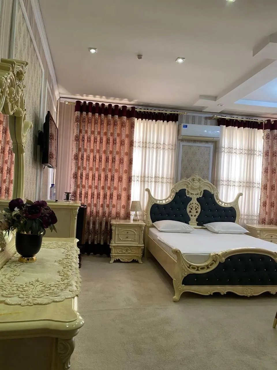 Bed in Hotel KARAVAN