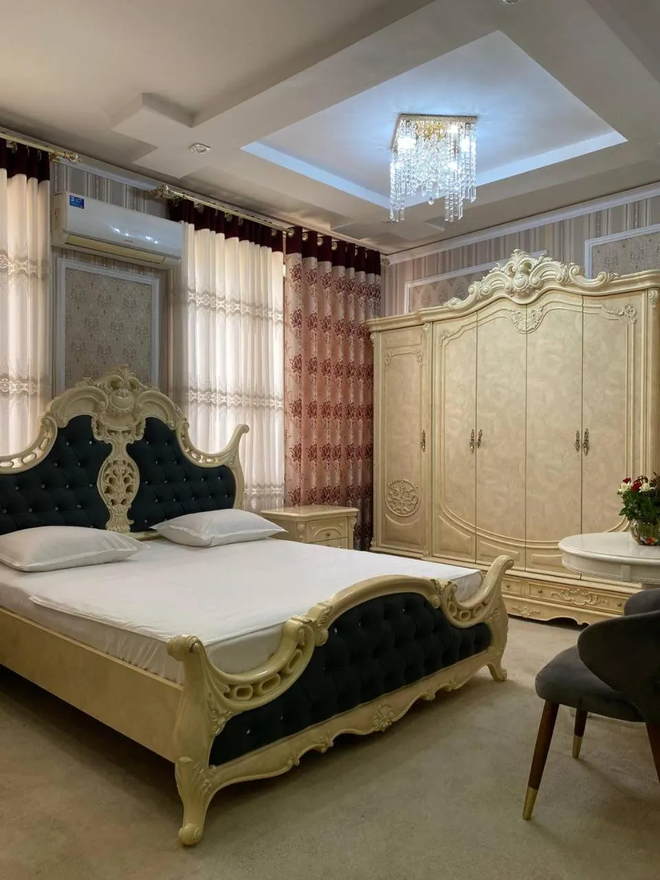 Bed in Hotel KARAVAN
