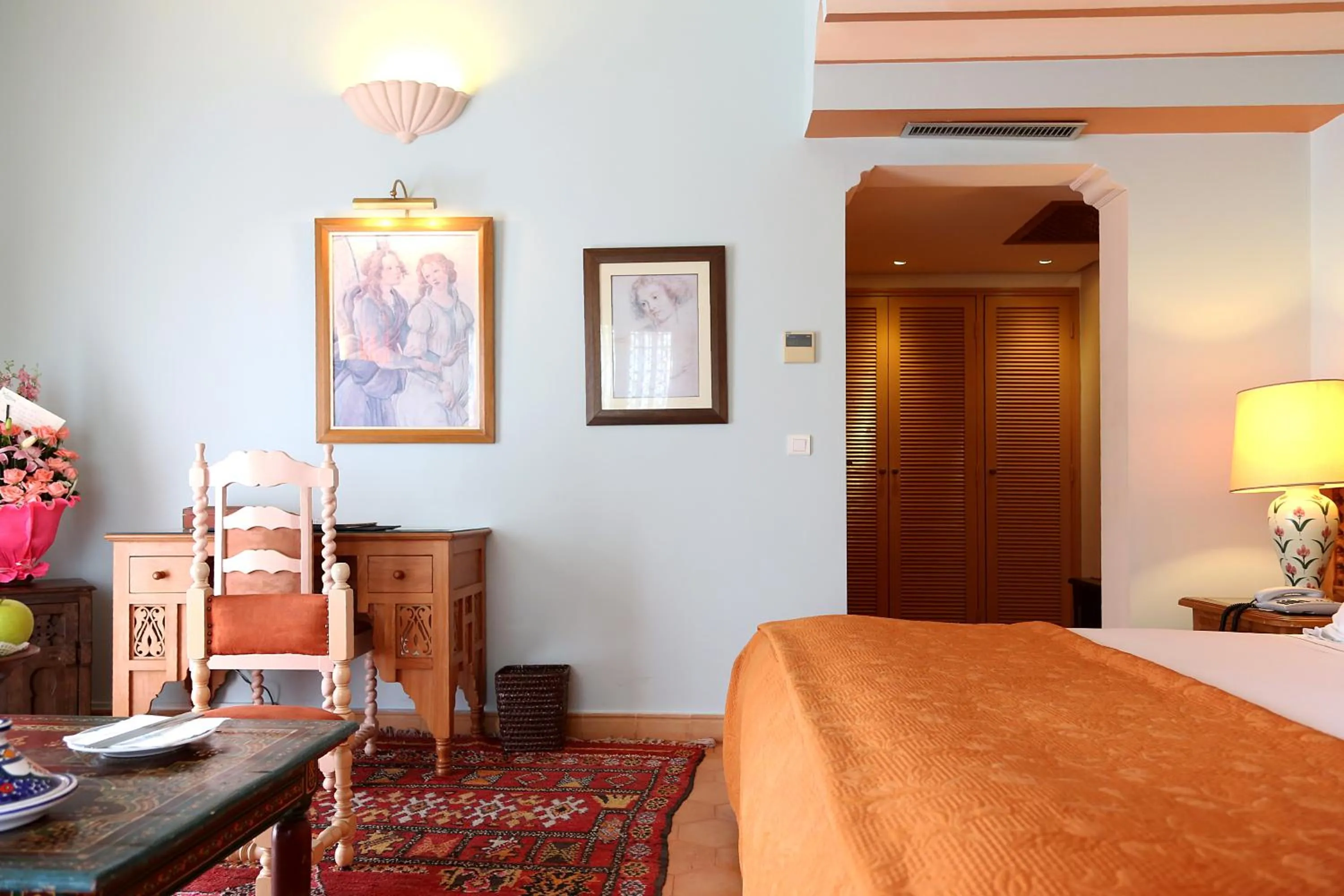 Bed in La Villa Mandarine