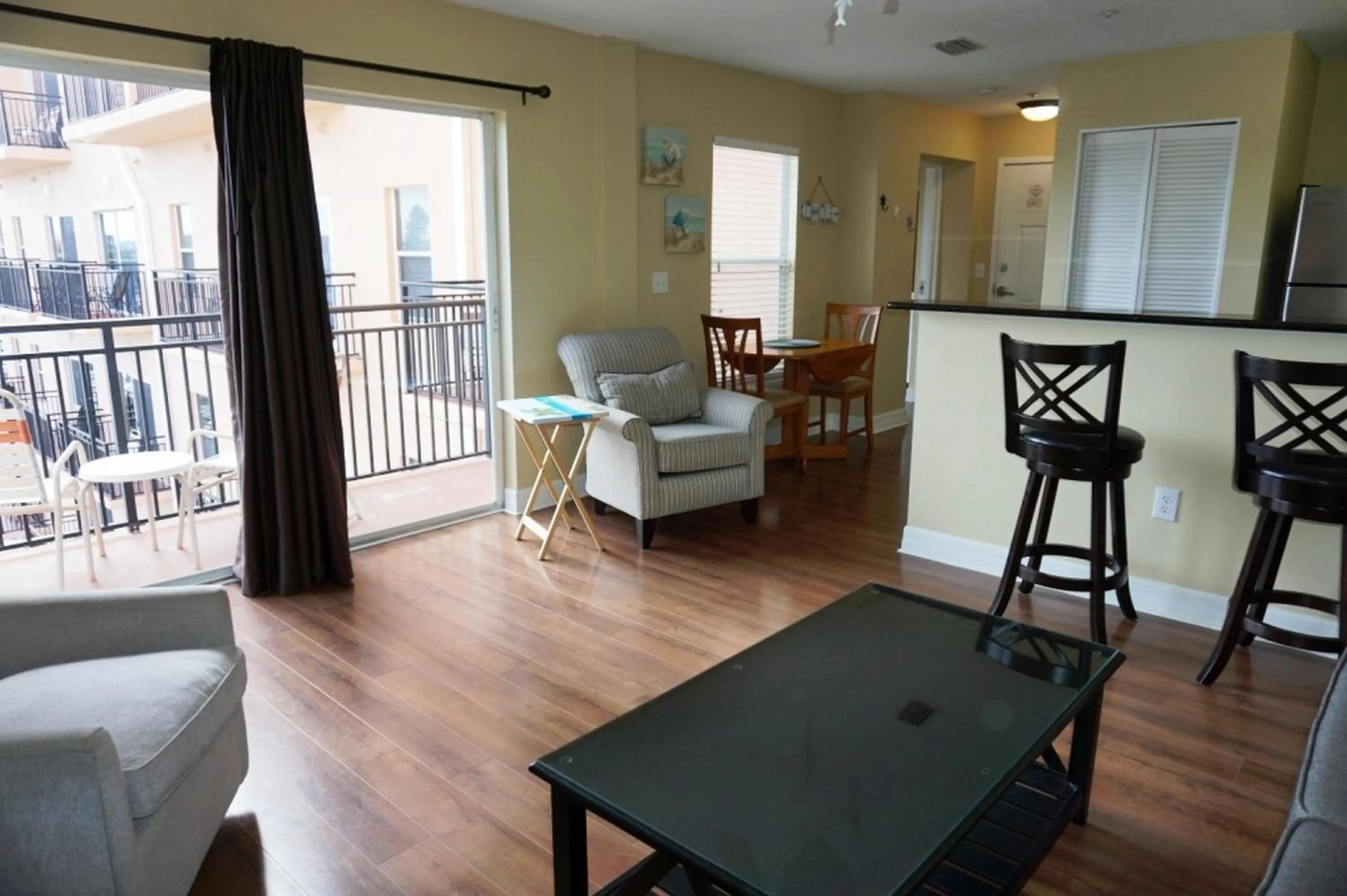 Living room in Madeira Bay Resort II by Travel Resort Services