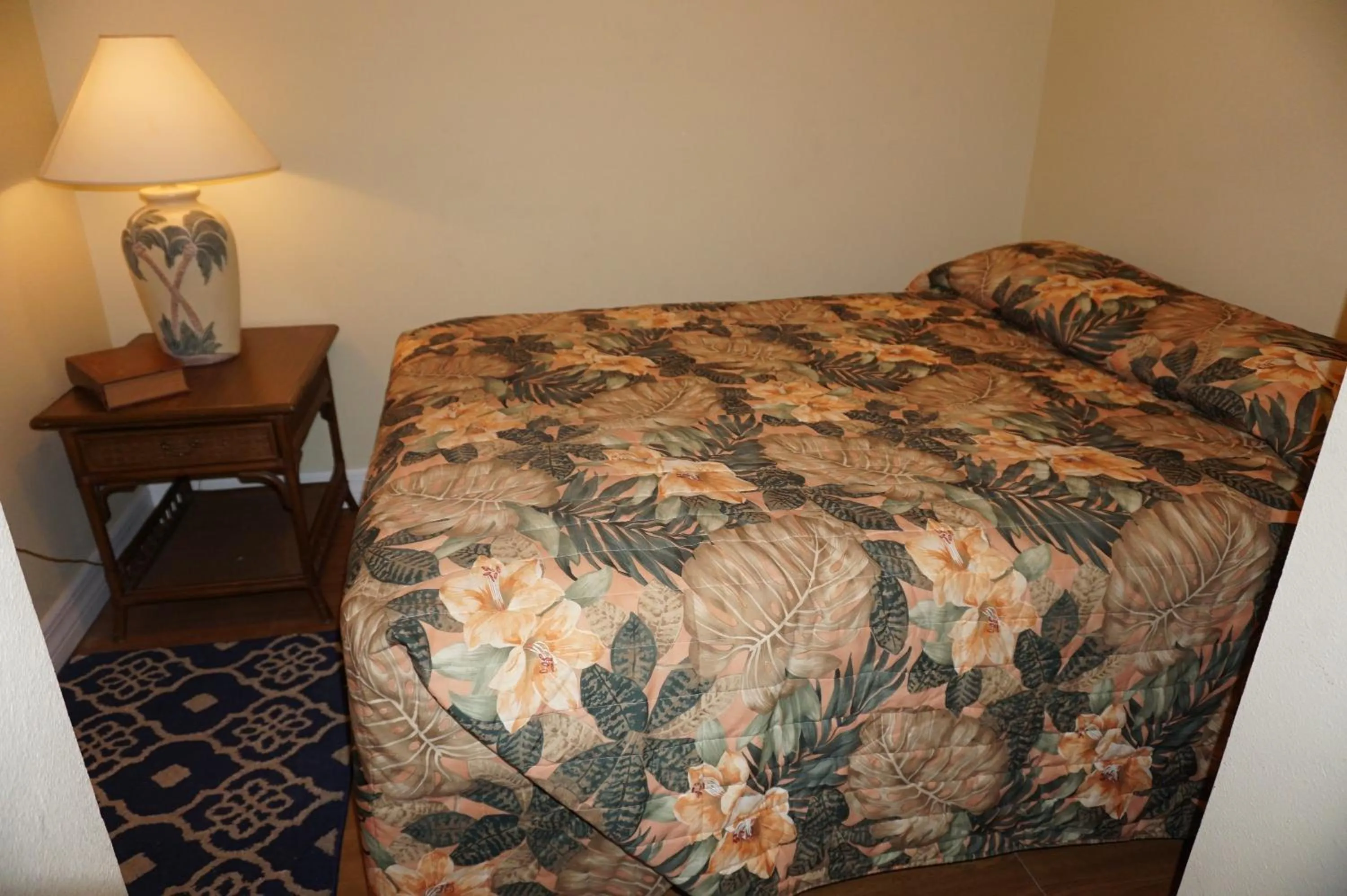 Bedroom, Bed in Madeira Bay Resort II by Travel Resort Services